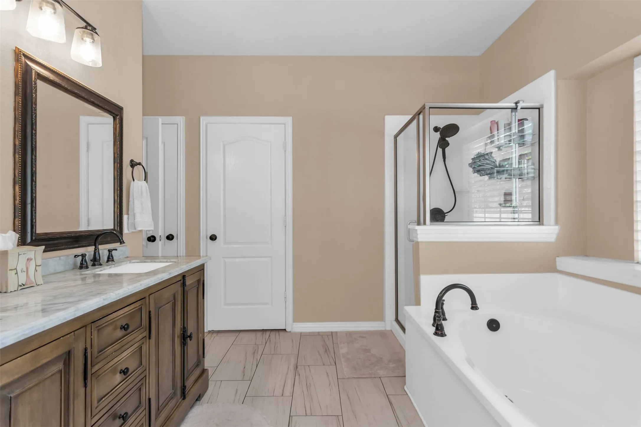 Single Family Residence For Sale in Collin County , 5108 Raincrest Drive, Mc Kinney, Texas 75071, 4 Bedroom, 3 Bathroom, 2 Garage spaces, 2,815 Sqft, built in 1999, mls#21389719, Real Estate Agent in Mc Kinney, Homes For Sale in Collin county, Homes For Sale in Mc Kinney, Realtor in Mc Kinney Texas, Real Estate Brokerage Independent Realty Texas, Luminita Cordes Realtor
