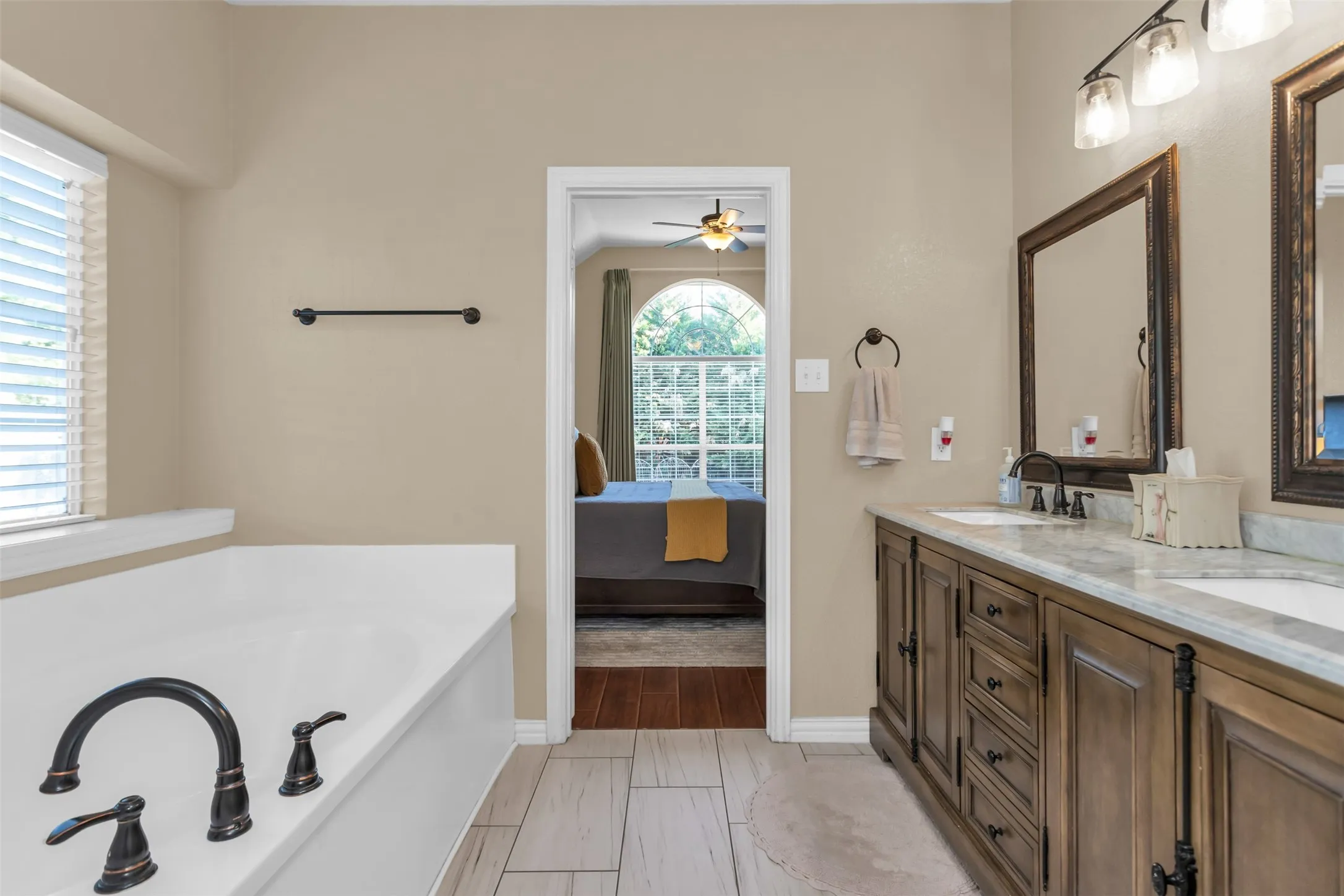 Single Family Residence For Sale in Collin County , 5108 Raincrest Drive, Mc Kinney, Texas 75071, 4 Bedroom, 3 Bathroom, 2 Garage spaces, 2,815 Sqft, built in 1999, mls#21389719, Real Estate Agent in Mc Kinney, Homes For Sale in Collin county, Homes For Sale in Mc Kinney, Realtor in Mc Kinney Texas, Real Estate Brokerage Independent Realty Texas, Luminita Cordes Realtor