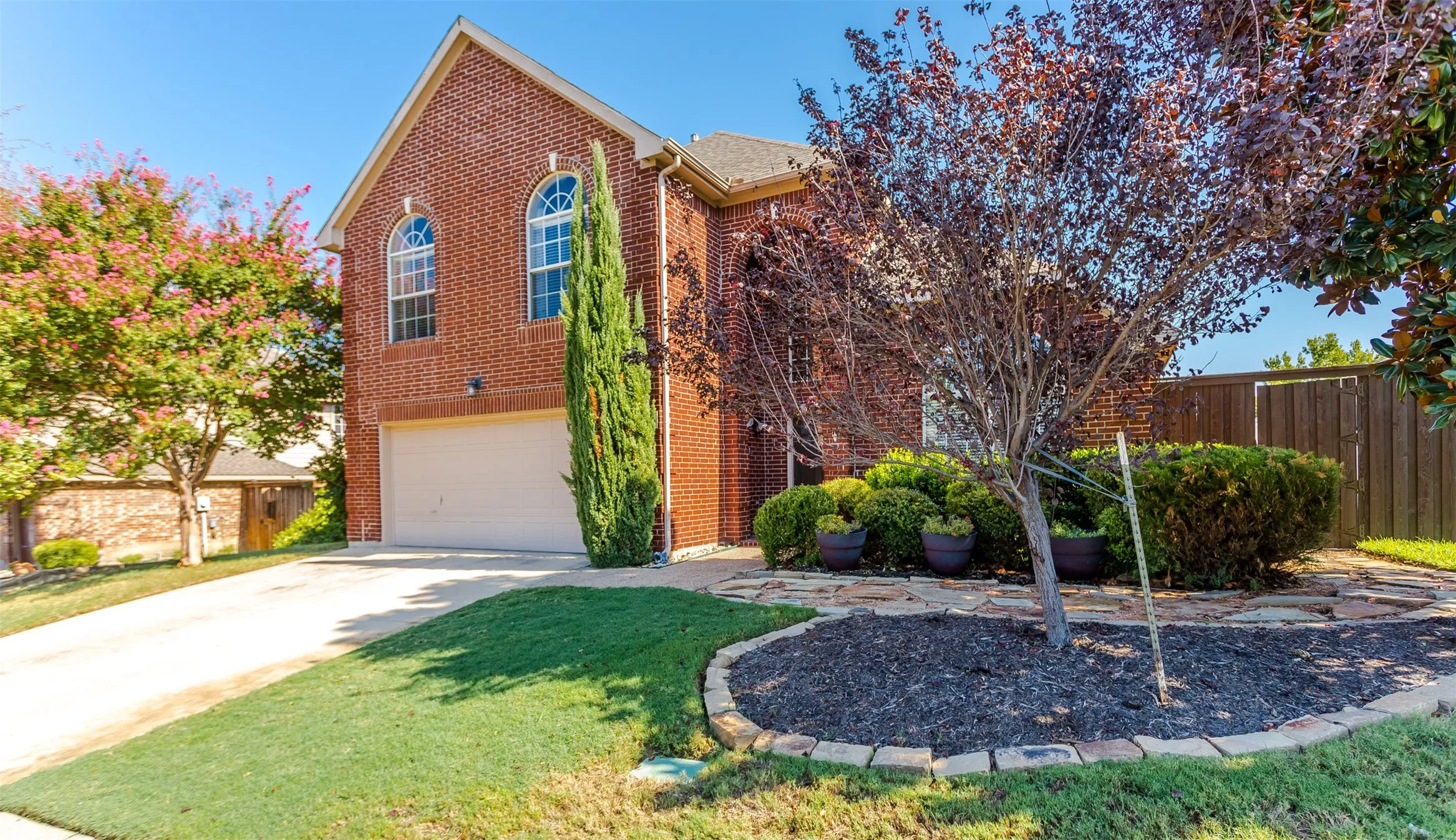 Single Family Residence For Sale in Collin County , 5108 Raincrest Drive, Mc Kinney, Texas 75071, 4 Bedroom, 3 Bathroom, 2 Garage spaces, 2,815 Sqft, built in 1999, mls#21389719, Real Estate Agent in Mc Kinney, Homes For Sale in Collin county, Homes For Sale in Mc Kinney, Realtor in Mc Kinney Texas, Real Estate Brokerage Independent Realty Texas, Luminita Cordes Realtor