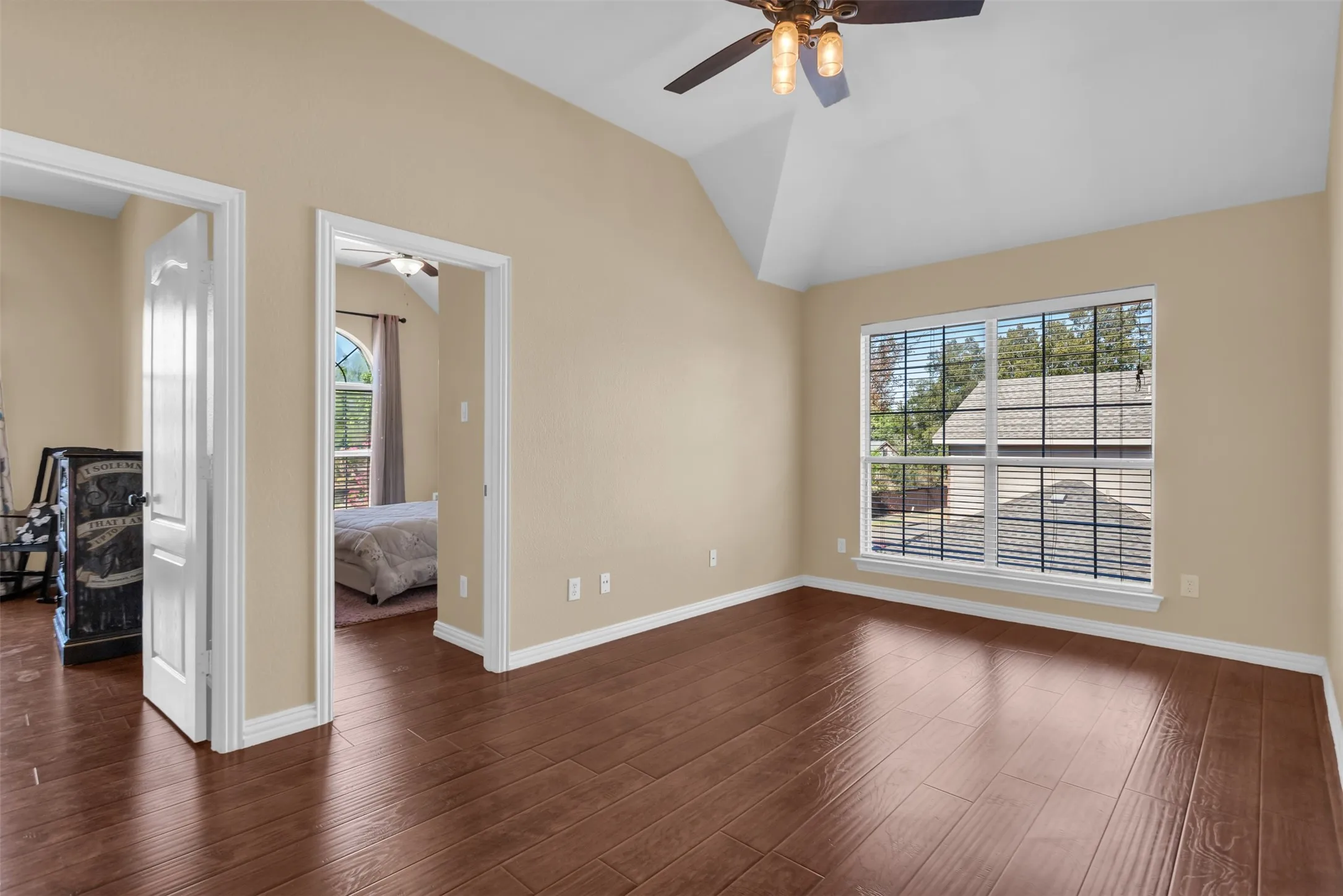 Single Family Residence For Sale in Collin County , 5108 Raincrest Drive, Mc Kinney, Texas 75071, 4 Bedroom, 3 Bathroom, 2 Garage spaces, 2,815 Sqft, built in 1999, mls#21389719, Real Estate Agent in Mc Kinney, Homes For Sale in Collin county, Homes For Sale in Mc Kinney, Realtor in Mc Kinney Texas, Real Estate Brokerage Independent Realty Texas, Luminita Cordes Realtor
