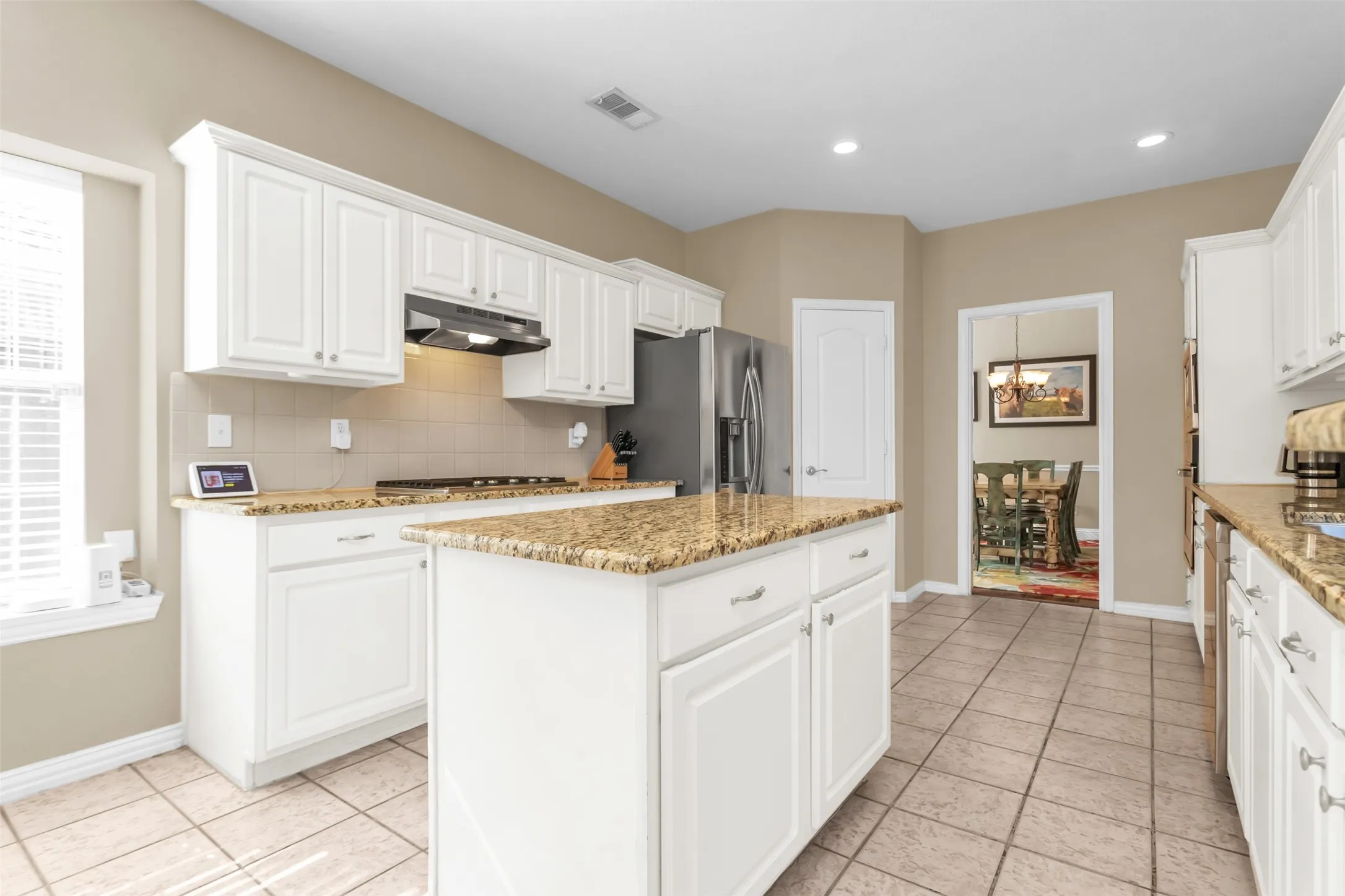 Single Family Residence For Sale in Collin County , 5108 Raincrest Drive, Mc Kinney, Texas 75071, 4 Bedroom, 3 Bathroom, 2 Garage spaces, 2,815 Sqft, built in 1999, mls#21389719, Real Estate Agent in Mc Kinney, Homes For Sale in Collin county, Homes For Sale in Mc Kinney, Realtor in Mc Kinney Texas, Real Estate Brokerage Independent Realty Texas, Luminita Cordes Realtor