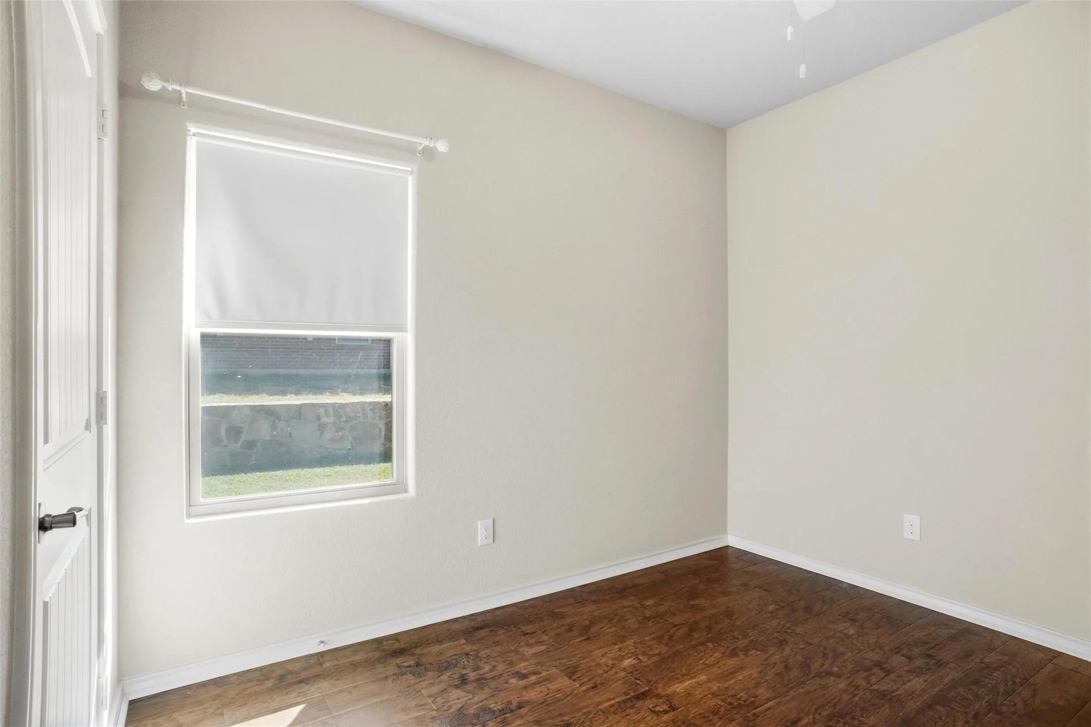 Single Family Residence For Sale in Tarrant County , 1221 Glenwood Drive, Azle, Texas 76020, 3 Bedroom, 2 Bathroom, 2 Garage spaces, 1,802 Sqft, built in 2015, mls#21389820, Real Estate Agent in Azle, Homes For Sale in Tarrant county, Homes For Sale in Azle, Realtor in Azle Texas, Real Estate Brokerage Independent Realty Texas, Luminita Cordes Realtor