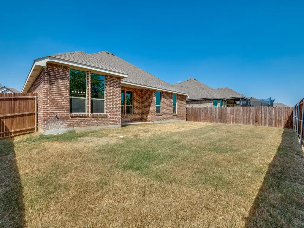 Single Family Residence For Sale in Ellis County , 10623 Cherry Tree Way, Grand Prairie, Texas 76065, 4 Bedroom, 2 Bathroom, 2 Garage spaces, 1,961 Sqft, built in 2022, mls#21389752, Real Estate Agent in Grand Prairie, Homes For Sale in Ellis county, Homes For Sale in Grand Prairie, Realtor in Grand Prairie Texas, Real Estate Brokerage Independent Realty Texas, Luminita Cordes Realtor