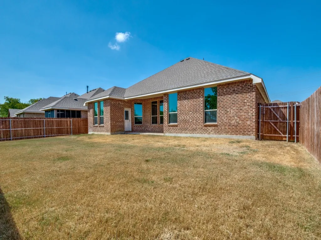 Single Family Residence For Sale in Ellis County , 10623 Cherry Tree Way, Grand Prairie, Texas 76065, 4 Bedroom, 2 Bathroom, 2 Garage spaces, 1,961 Sqft, built in 2022, mls#21389752, Real Estate Agent in Grand Prairie, Homes For Sale in Ellis county, Homes For Sale in Grand Prairie, Realtor in Grand Prairie Texas, Real Estate Brokerage Independent Realty Texas, Luminita Cordes Realtor