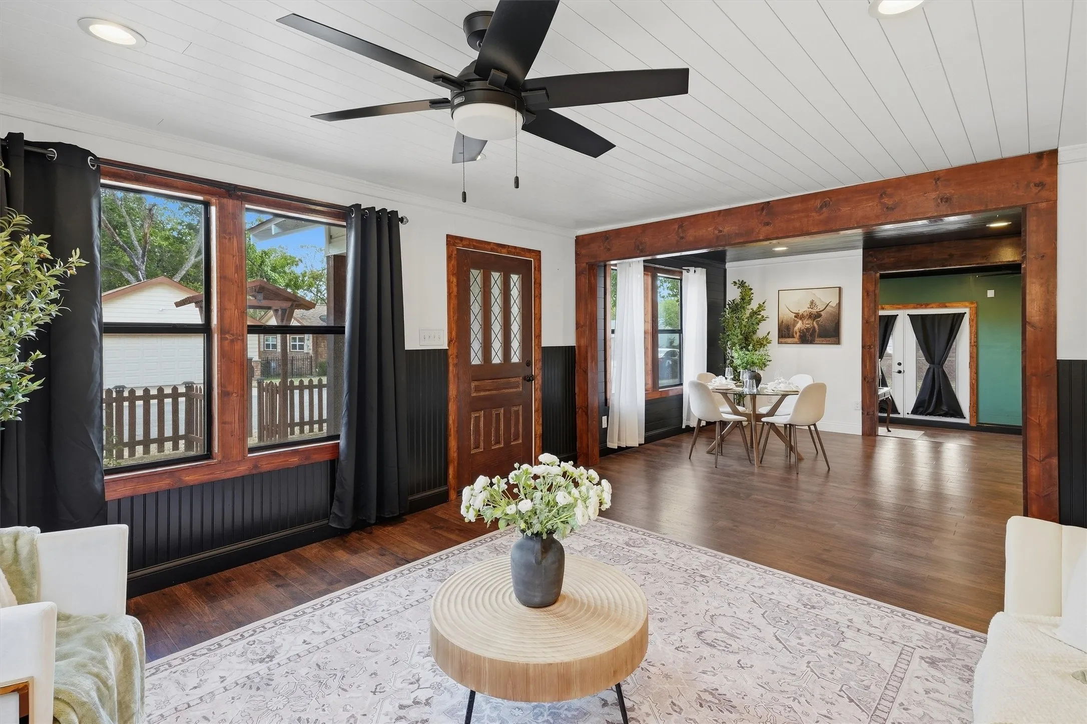 Single Family Residence For Sale in Johnson County , 306 Lovelady Street, Cleburne, Texas 76033, 3 Bedroom, 2 Bathroom, Garage spaces, 1,465 Sqft, built in 1956, mls#21389844, Real Estate Agent in Cleburne, Homes For Sale in Johnson county, Homes For Sale in Cleburne, Realtor in Cleburne Texas, Real Estate Brokerage Independent Realty Texas, Luminita Cordes Realtor
