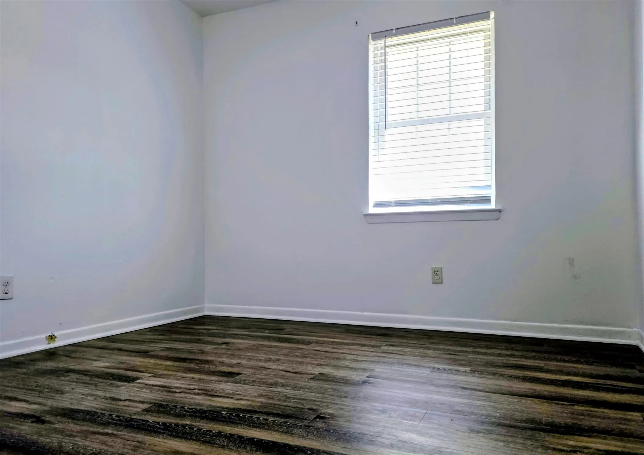Single Family Residence For Rent in Dallas County , 714 Timberlake Circle, Richardson, Texas 75080, 4 Bedroom, 2 Bathroom, 2 Garage spaces, 1,600 Sqft, built in 1961, mls#21389835, Real Estate Agent in Richardson, Homes For Rent in Dallas county, Homes For Rent in Richardson, Realtor in Richardson Texas, Real Estate Brokerage Independent Realty Texas, Luminita Cordes Realtor