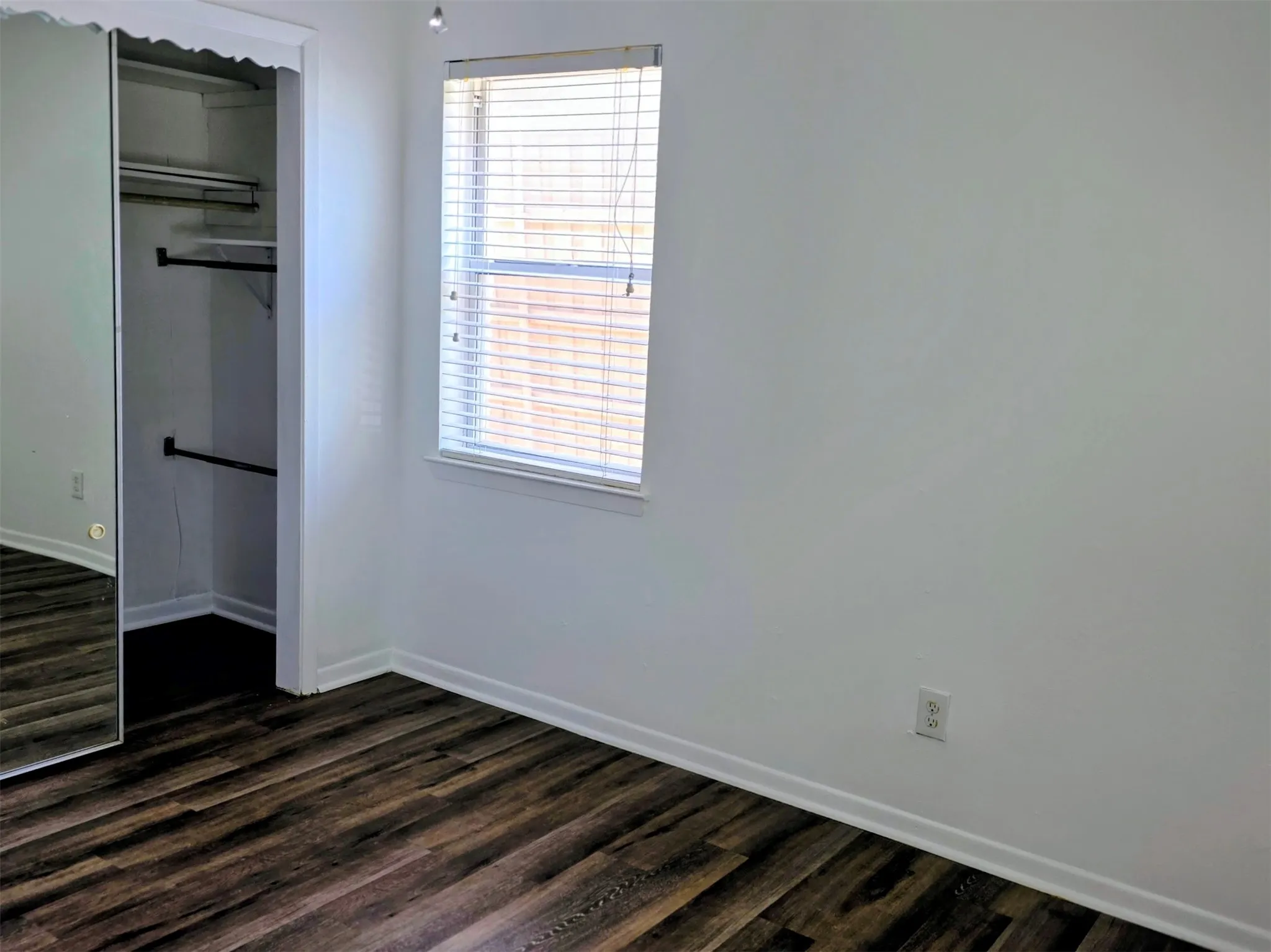 Single Family Residence For Rent in Dallas County , 714 Timberlake Circle, Richardson, Texas 75080, 4 Bedroom, 2 Bathroom, 2 Garage spaces, 1,600 Sqft, built in 1961, mls#21389835, Real Estate Agent in Richardson, Homes For Rent in Dallas county, Homes For Rent in Richardson, Realtor in Richardson Texas, Real Estate Brokerage Independent Realty Texas, Luminita Cordes Realtor