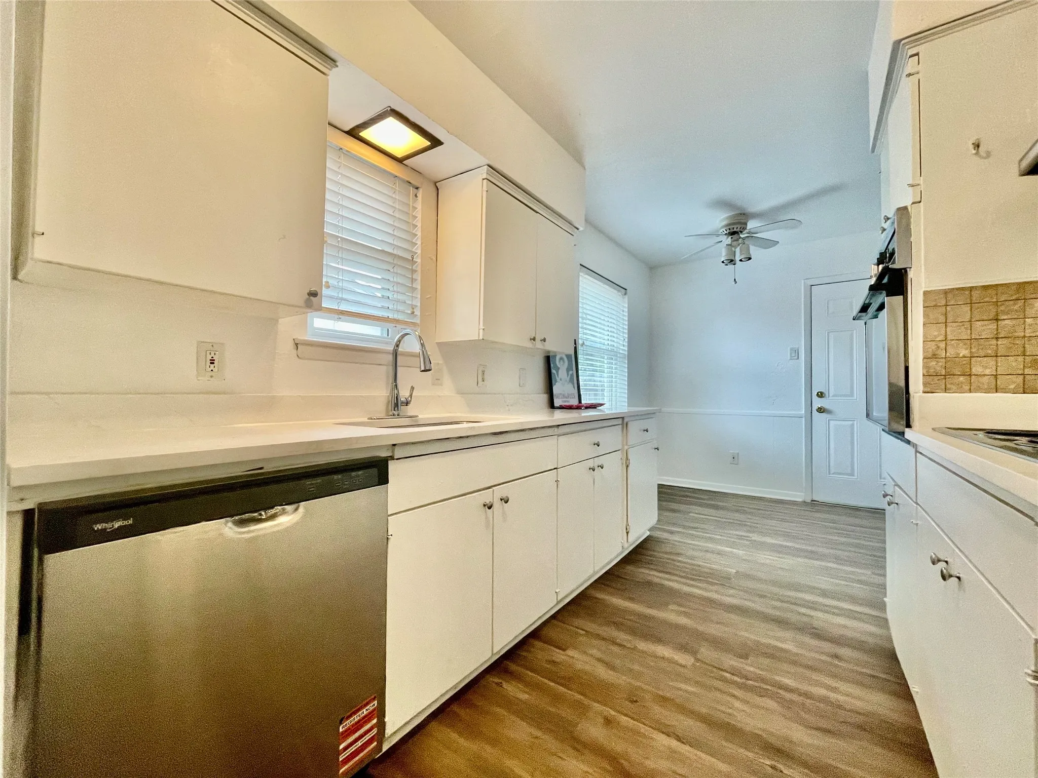 Single Family Residence For Rent in Dallas County , 714 Timberlake Circle, Richardson, Texas 75080, 4 Bedroom, 2 Bathroom, 2 Garage spaces, 1,600 Sqft, built in 1961, mls#21389835, Real Estate Agent in Richardson, Homes For Rent in Dallas county, Homes For Rent in Richardson, Realtor in Richardson Texas, Real Estate Brokerage Independent Realty Texas, Luminita Cordes Realtor