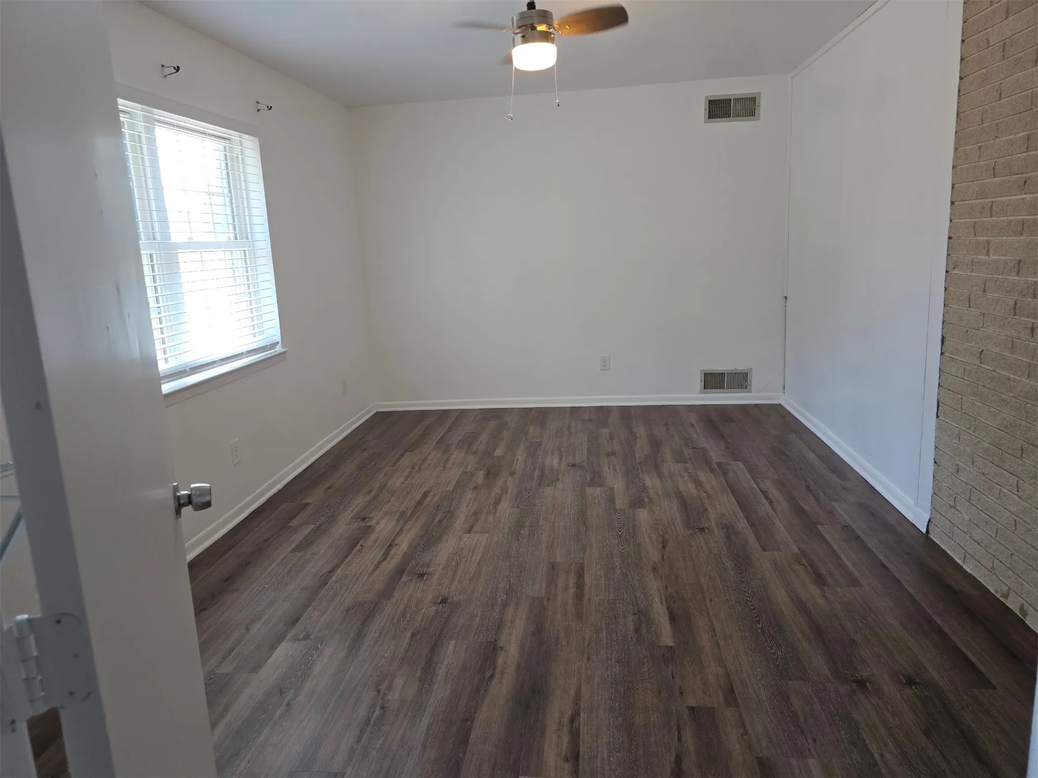 Single Family Residence For Rent in Dallas County , 714 Timberlake Circle, Richardson, Texas 75080, 4 Bedroom, 2 Bathroom, 2 Garage spaces, 1,600 Sqft, built in 1961, mls#21389835, Real Estate Agent in Richardson, Homes For Rent in Dallas county, Homes For Rent in Richardson, Realtor in Richardson Texas, Real Estate Brokerage Independent Realty Texas, Luminita Cordes Realtor