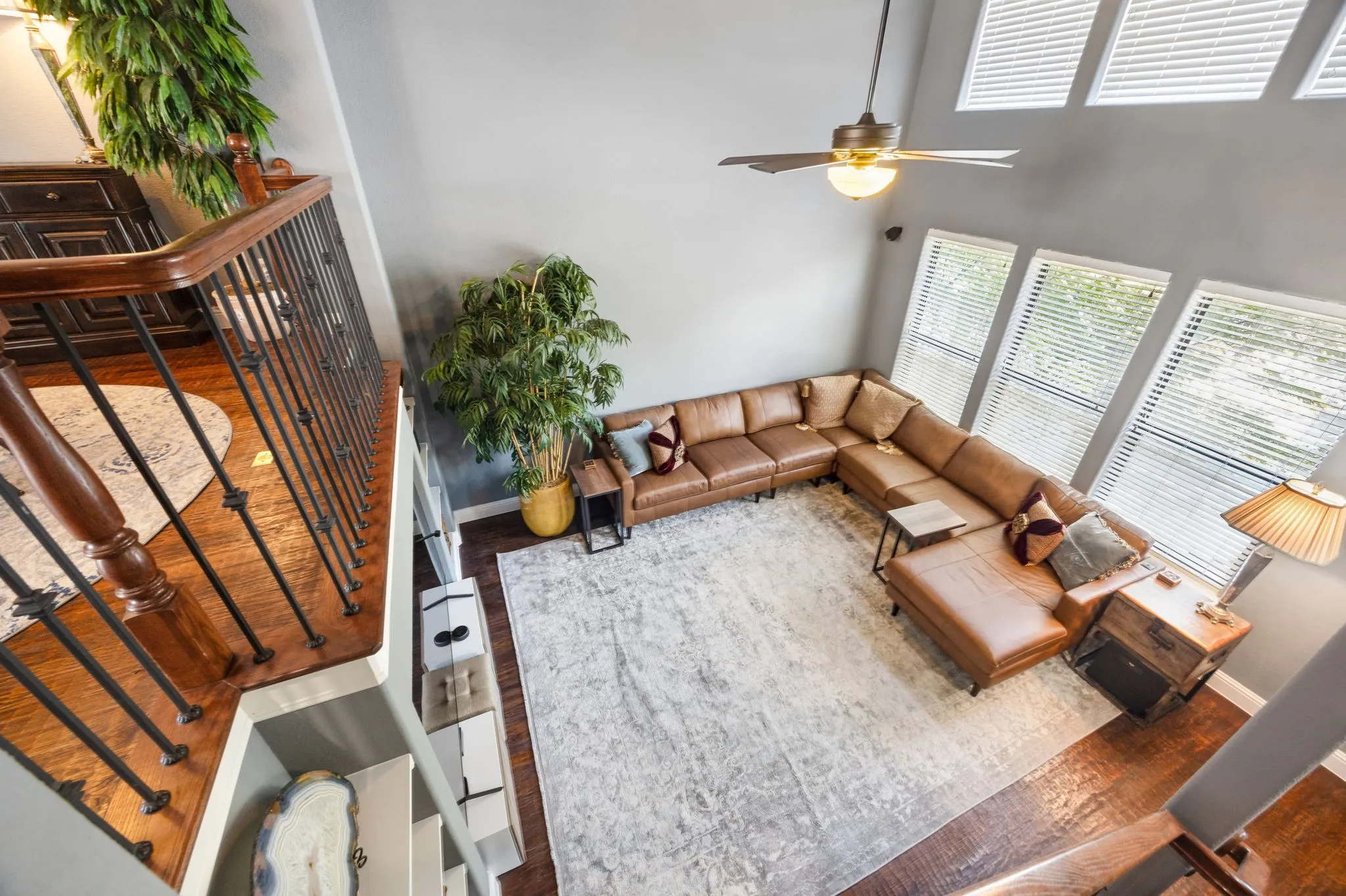 Townhouse For Sale in Collin County , 5740 Robbie Road, Plano, Texas 75024, 3 Bedroom, 3 Bathroom, 2 Garage spaces, 1,556 Sqft, built in 2006, mls#21389850, Real Estate Agent in Plano, Homes For Sale in Collin county, Homes For Sale in Plano, Realtor in Plano Texas, Real Estate Brokerage Independent Realty Texas, Luminita Cordes Realtor