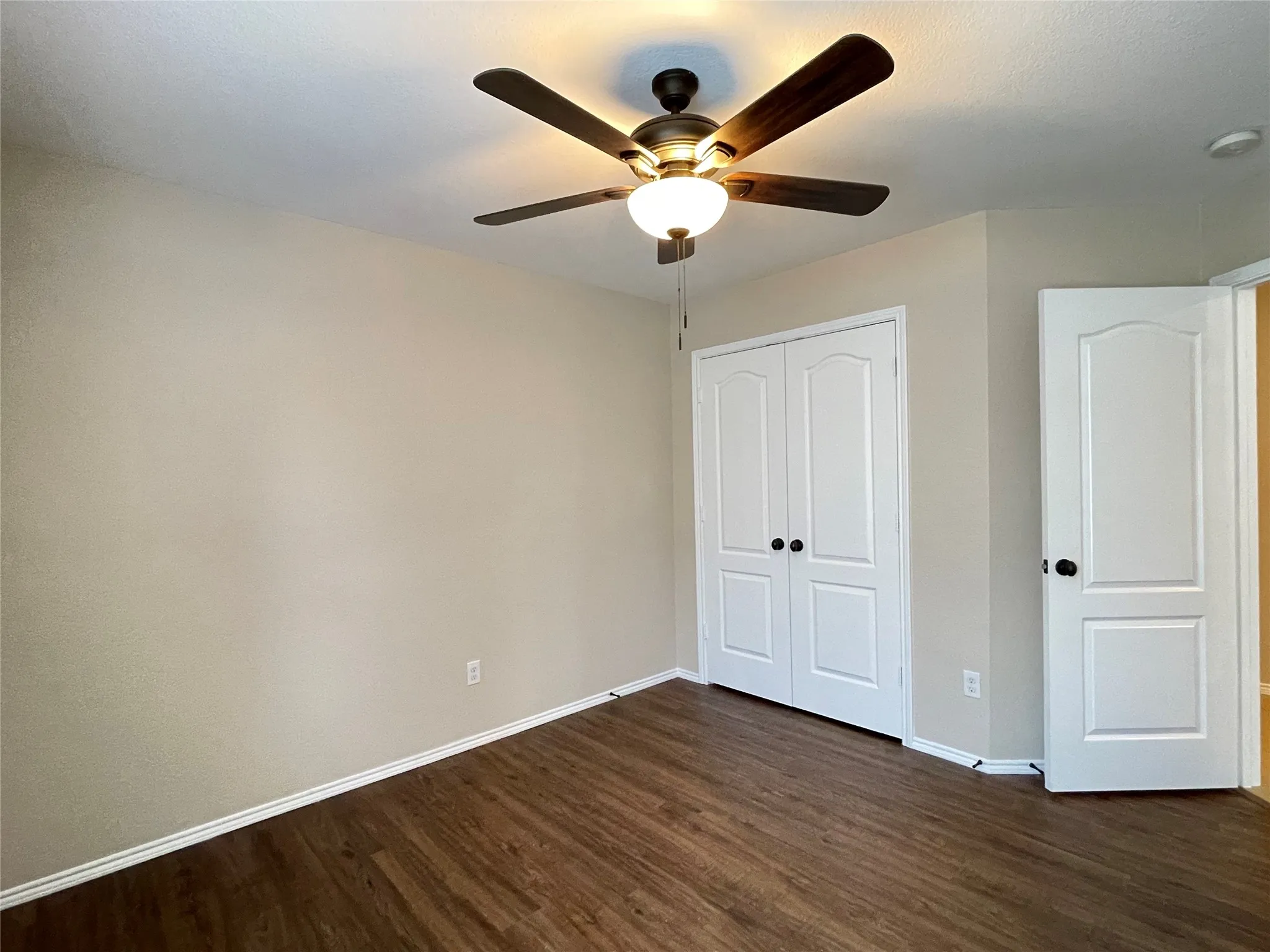 Single Family Residence For Rent in Denton County , 5921 Snow Creek Drive, The Colony, Texas 75056, 3 Bedroom, 3 Bathroom, 2 Garage spaces, 2,064 Sqft, built in 2009, mls#21389854, Real Estate Agent in The Colony, Homes For Rent in Denton county, Homes For Rent in The Colony, Realtor in The Colony Texas, Real Estate Brokerage Independent Realty Texas, Luminita Cordes Realtor
