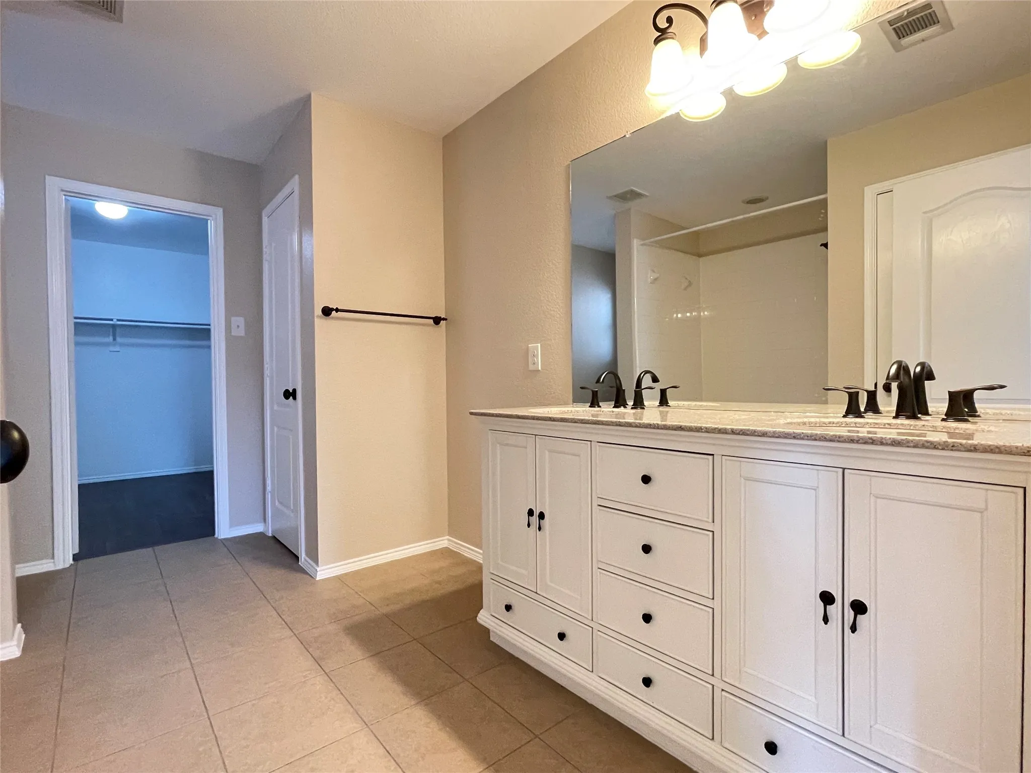 Single Family Residence For Rent in Denton County , 5921 Snow Creek Drive, The Colony, Texas 75056, 3 Bedroom, 3 Bathroom, 2 Garage spaces, 2,064 Sqft, built in 2009, mls#21389854, Real Estate Agent in The Colony, Homes For Rent in Denton county, Homes For Rent in The Colony, Realtor in The Colony Texas, Real Estate Brokerage Independent Realty Texas, Luminita Cordes Realtor