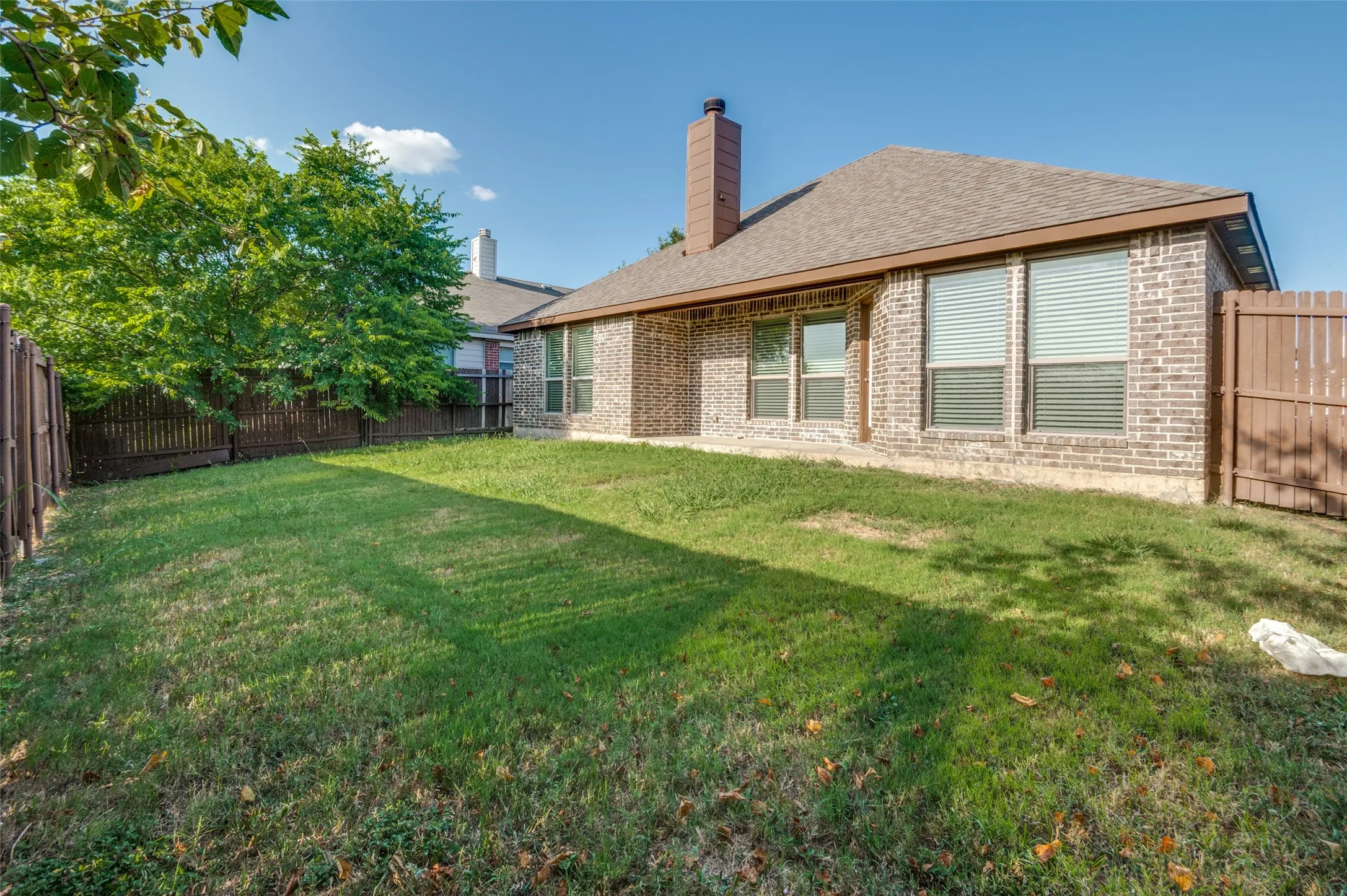 Single Family Residence For Rent in Ellis County , 347 Creekside Way, Waxahachie, Texas 75165, 4 Bedroom, 2 Bathroom, 2 Garage spaces, 1,943 Sqft, built in 2014, mls#21389284, Real Estate Agent in Waxahachie, Homes For Rent in Ellis county, Homes For Rent in Waxahachie, Realtor in Waxahachie Texas, Real Estate Brokerage Independent Realty Texas, Luminita Cordes Realtor