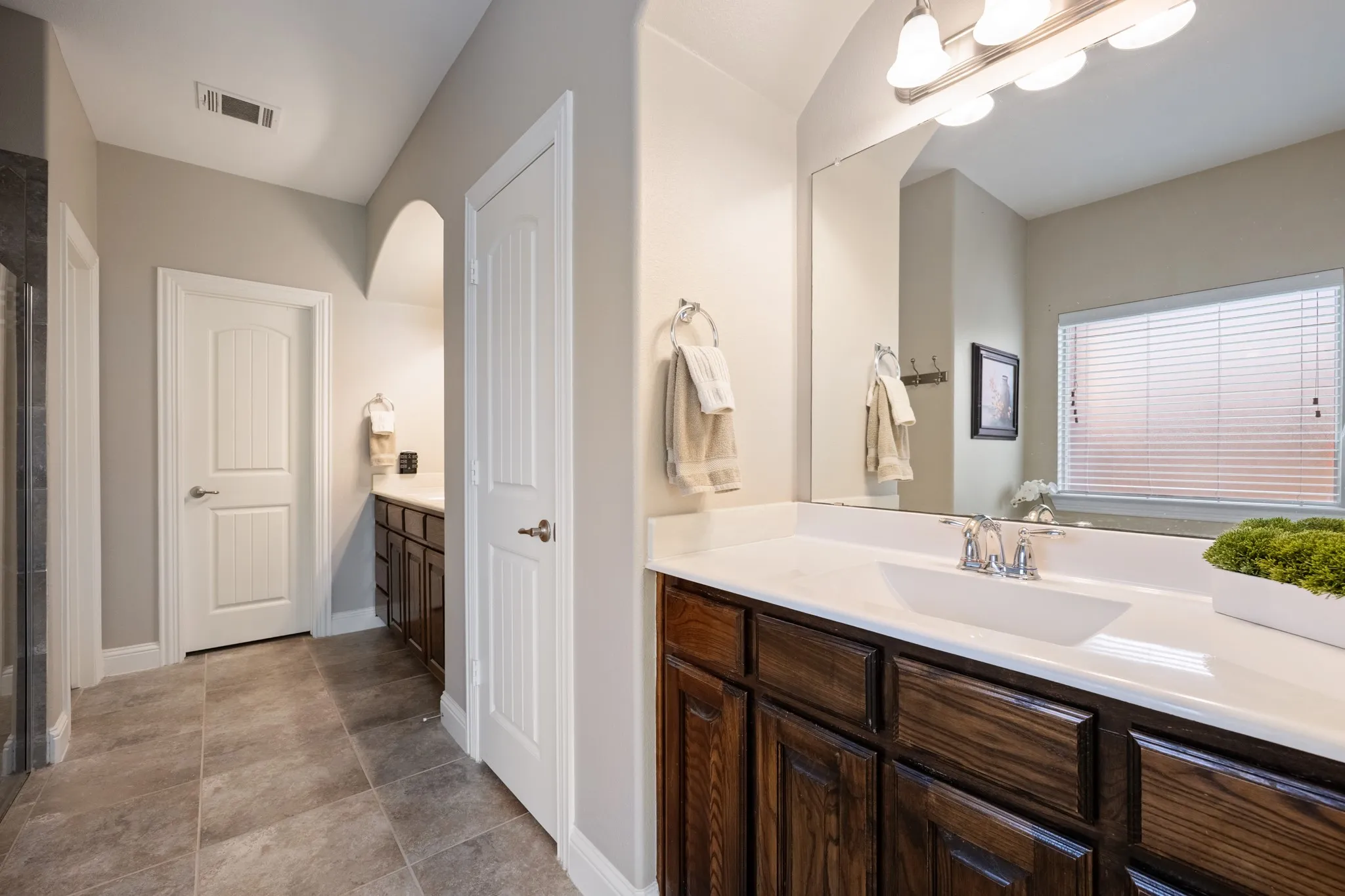 Split vanities