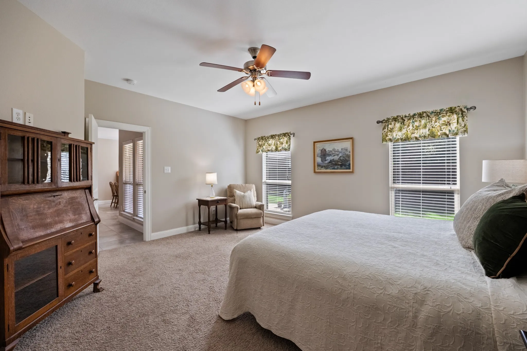Single Family Residence For Sale in Rockwall County , 495 Oak Hills Lane, Fate, Texas 75189, 3 Bedroom, 2 Bathroom, 3 Garage spaces, 2,160 Sqft, built in 2012, mls#21389745, Real Estate Agent in Fate, Homes For Sale in Rockwall county, Homes For Sale in Fate, Realtor in Fate Texas, Real Estate Brokerage Independent Realty Texas, Luminita Cordes Realtor