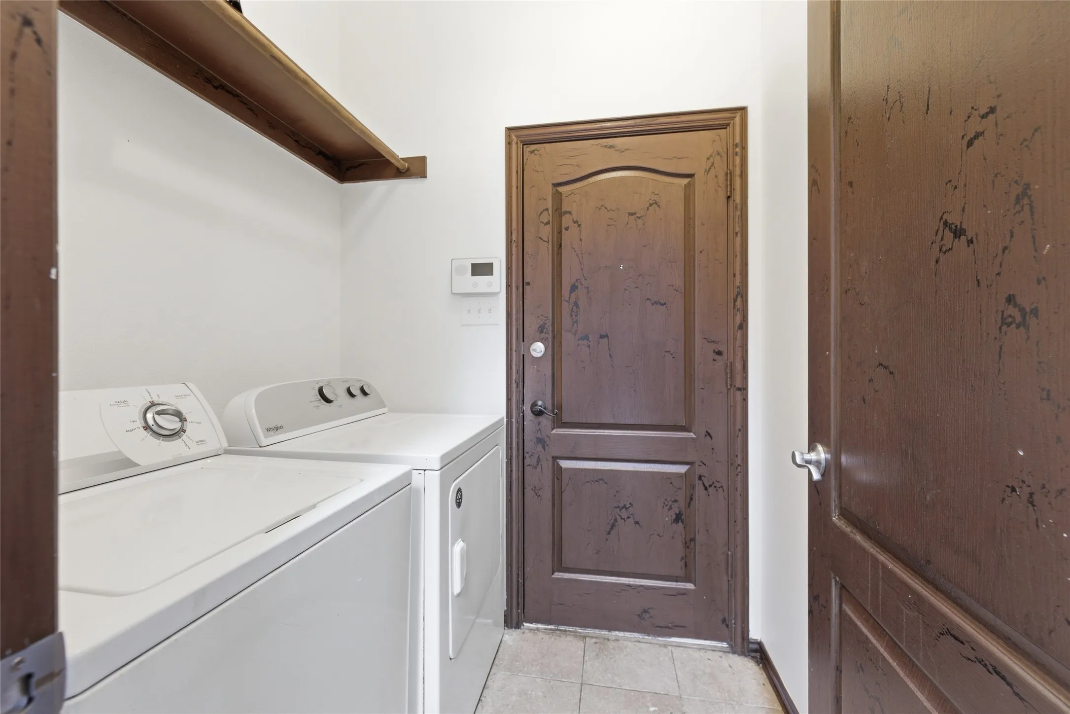 Single Family Residence For Rent in Tarrant County , 9008 Winding River Drive, Fort Worth, Texas 76118, 3 Bedroom, 2 Bathroom, 2 Garage spaces, 1,522 Sqft, built in 2002, mls#21389848, Real Estate Agent in Fort Worth, Homes For Rent in Tarrant county, Homes For Rent in Fort Worth, Realtor in Fort Worth Texas, Real Estate Brokerage Independent Realty Texas, Luminita Cordes Realtor