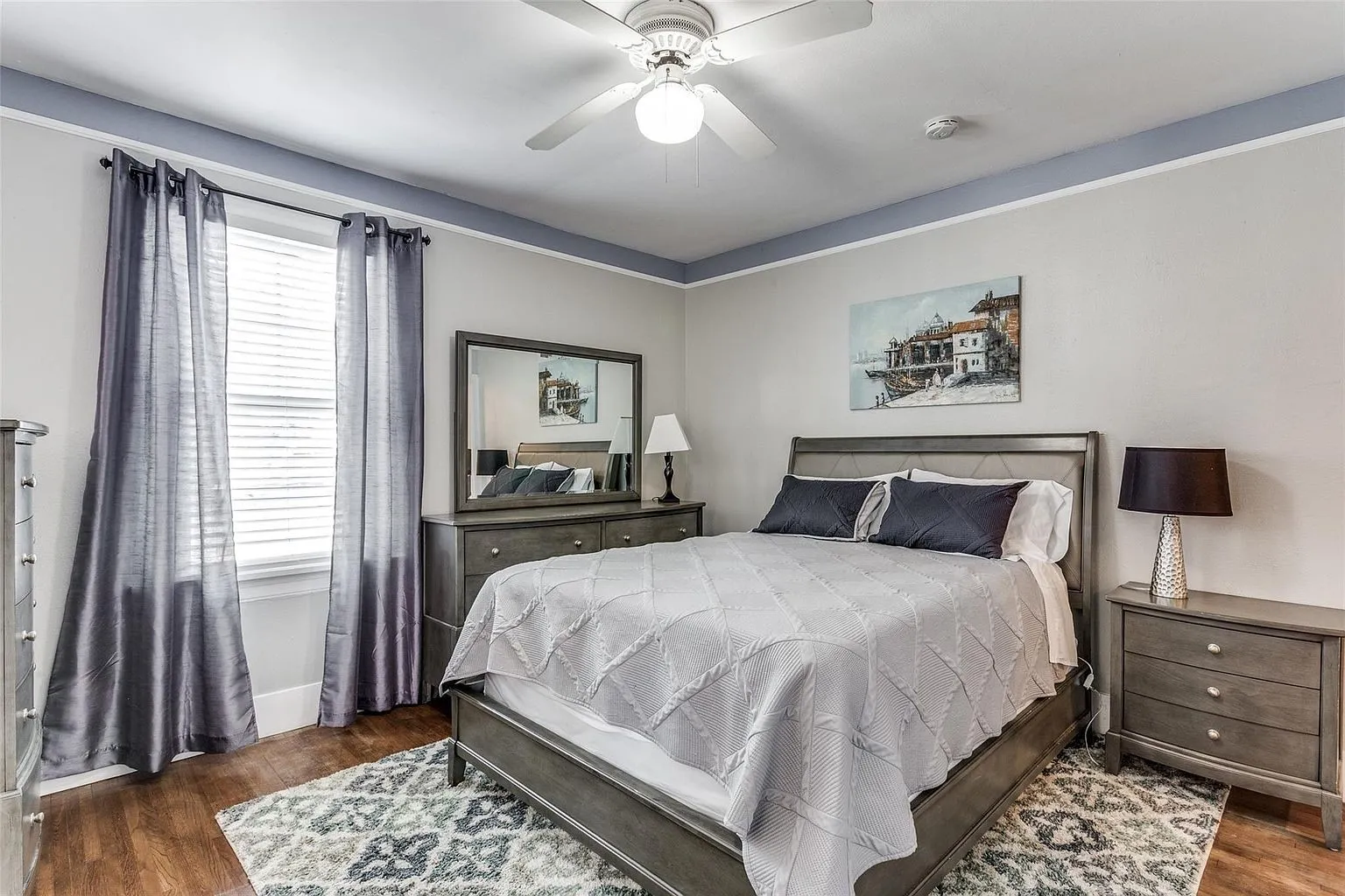 Single Family Residence For Sale in Tarrant County , 3211 Cockrell Avenue, Fort Worth, Texas 76109, 2 Bedroom, 2 Bathroom, Garage spaces, 1,441 Sqft, built in 1930, mls#21389866, Real Estate Agent in Fort Worth, Homes For Sale in Tarrant county, Homes For Sale in Fort Worth, Realtor in Fort Worth Texas, Real Estate Brokerage Independent Realty Texas, Luminita Cordes Realtor