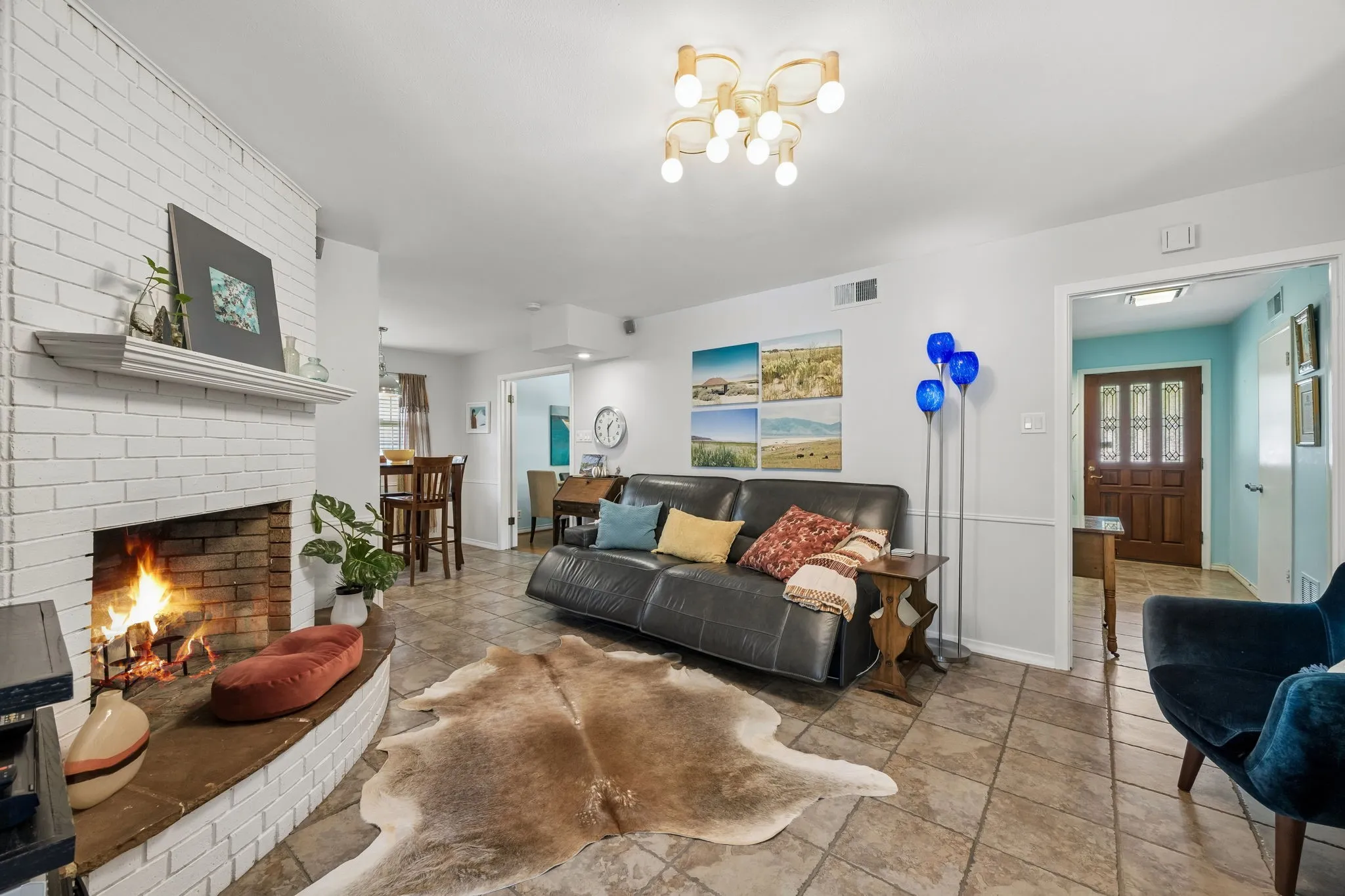 Single Family Residence For Sale in Dallas County , 1209 Spruce Drive, Richardson, Texas 75080, 3 Bedroom, 3 Bathroom, 2 Garage spaces, 1,801 Sqft, built in 1959, mls#21386008, Real Estate Agent in Richardson, Homes For Sale in Dallas county, Homes For Sale in Richardson, Realtor in Richardson Texas, Real Estate Brokerage Independent Realty Texas, Luminita Cordes Realtor