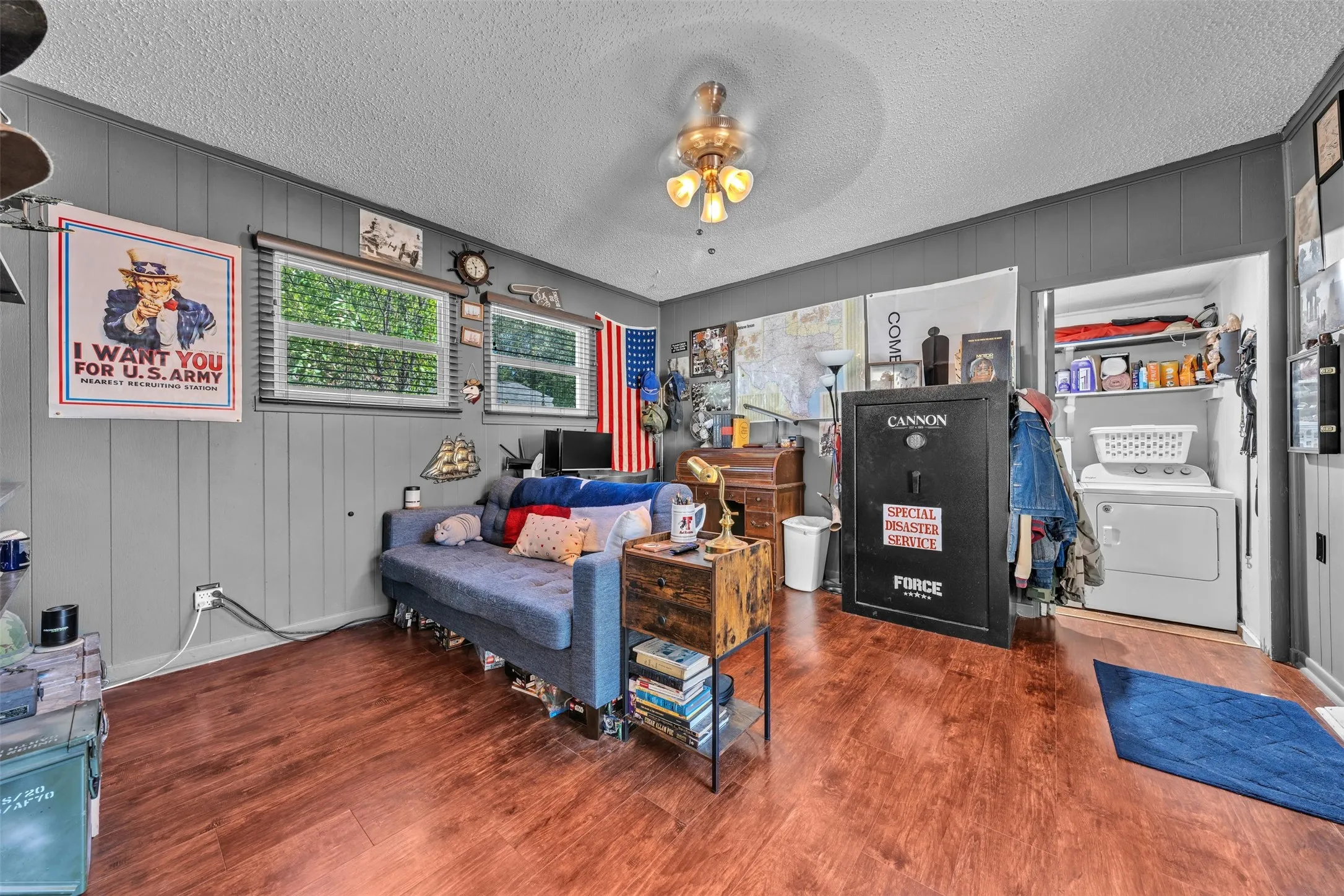 Single Family Residence For Sale in Tarrant County , 2309 Maryel Drive, Fort Worth, Texas 76112, 3 Bedroom, 2 Bathroom, 2 Garage spaces, 1,688 Sqft, built in 1951, mls#21386936, Real Estate Agent in Fort Worth, Homes For Sale in Tarrant county, Homes For Sale in Fort Worth, Realtor in Fort Worth Texas, Real Estate Brokerage Independent Realty Texas, Luminita Cordes Realtor