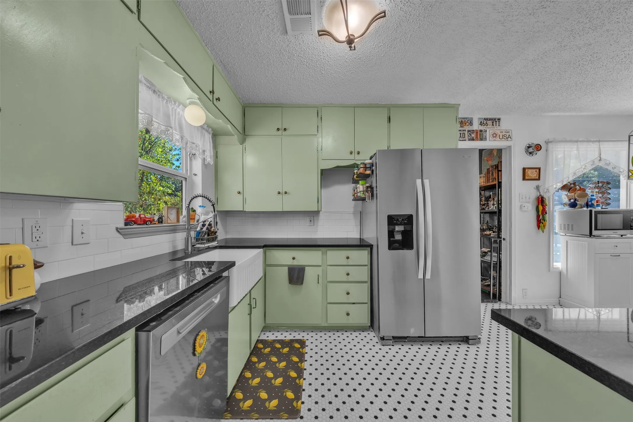 Single Family Residence For Sale in Tarrant County , 2309 Maryel Drive, Fort Worth, Texas 76112, 3 Bedroom, 2 Bathroom, 2 Garage spaces, 1,688 Sqft, built in 1951, mls#21386936, Real Estate Agent in Fort Worth, Homes For Sale in Tarrant county, Homes For Sale in Fort Worth, Realtor in Fort Worth Texas, Real Estate Brokerage Independent Realty Texas, Luminita Cordes Realtor