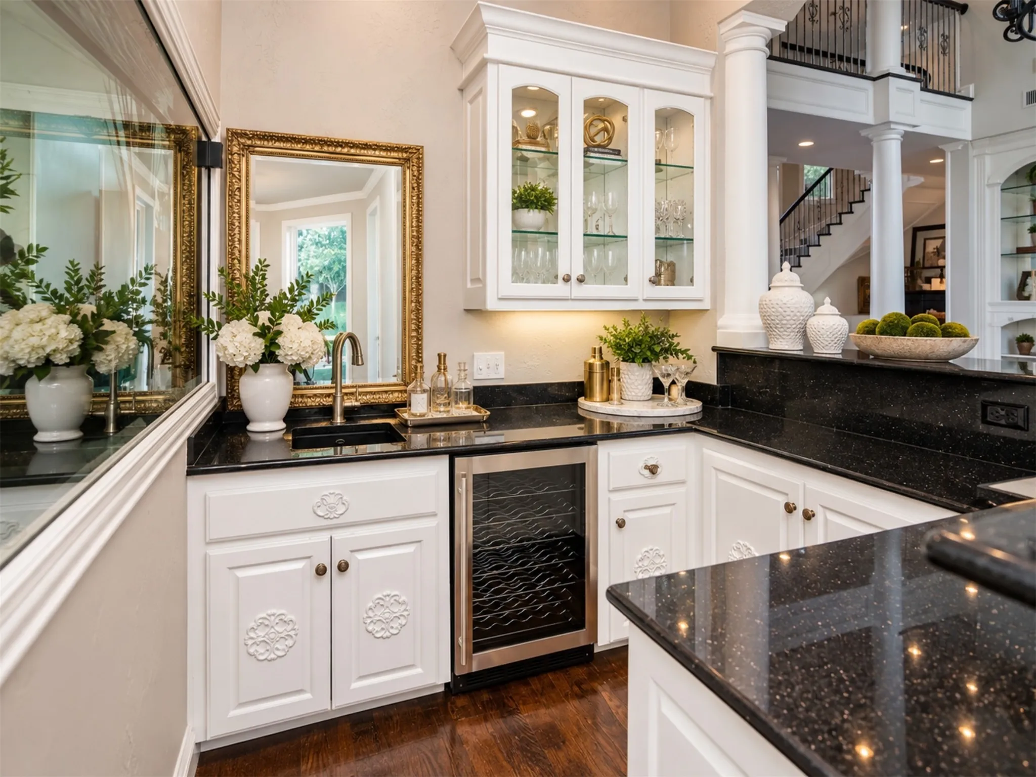 Wet bar is fabulous