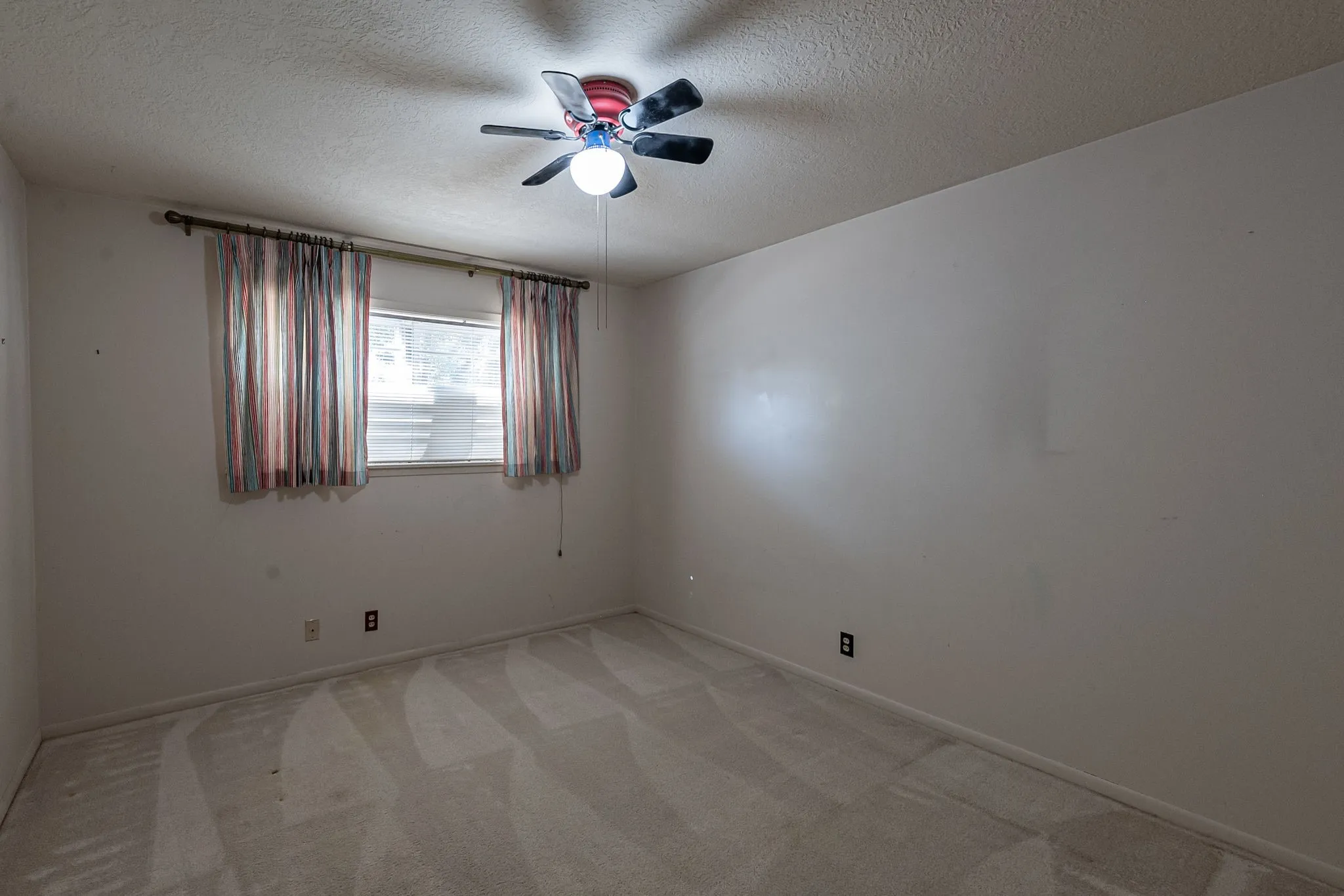 Single Family Residence For Sale in Wood County , 603 Richard Street, Quitman, Texas 75783, 3 Bedroom, 2 Bathroom, 2 Garage spaces, 1,945 Sqft, built in 1972, mls#21389885, Real Estate Agent in Quitman, Homes For Sale in Wood county, Homes For Sale in Quitman, Realtor in Quitman Texas, Real Estate Brokerage Independent Realty Texas, Luminita Cordes Realtor