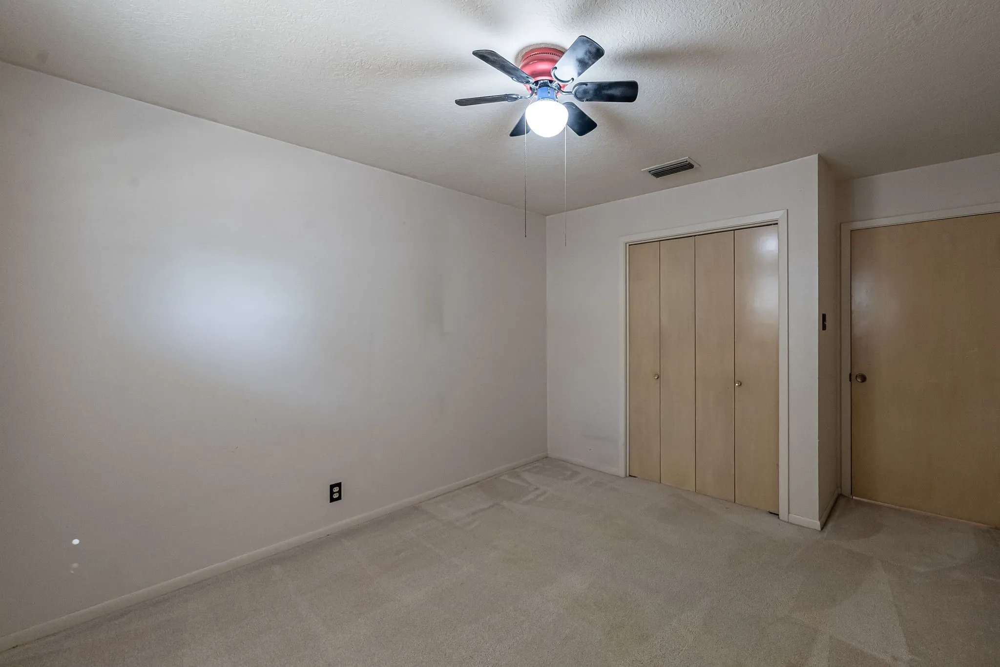 Single Family Residence For Sale in Wood County , 603 Richard Street, Quitman, Texas 75783, 3 Bedroom, 2 Bathroom, 2 Garage spaces, 1,945 Sqft, built in 1972, mls#21389885, Real Estate Agent in Quitman, Homes For Sale in Wood county, Homes For Sale in Quitman, Realtor in Quitman Texas, Real Estate Brokerage Independent Realty Texas, Luminita Cordes Realtor