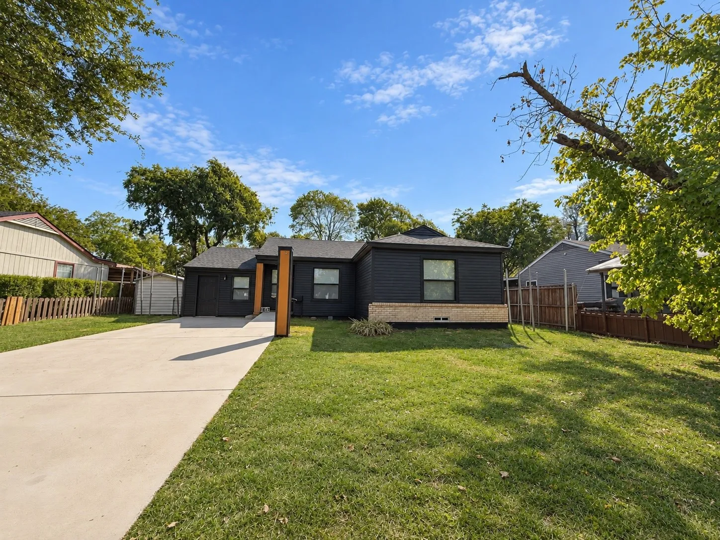 Single Family Residence For Rent in Dallas County , 10642 Galena Street, Dallas, Texas 75228, 4 Bedroom, 2 Bathroom, Garage spaces, 1,300 Sqft, built in 1952, mls#21389879, Real Estate Agent in Dallas, Homes For Rent in Dallas county, Homes For Rent in Dallas, Realtor in Dallas Texas, Real Estate Brokerage Independent Realty Texas, Luminita Cordes Realtor