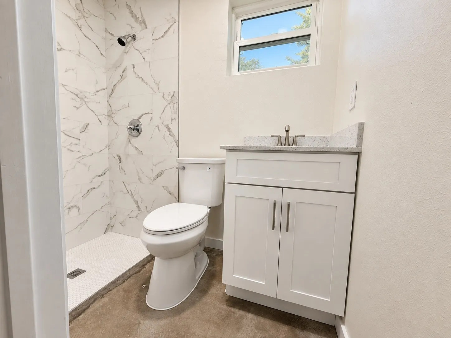 Single Family Residence For Rent in Dallas County , 10642 Galena Street, Dallas, Texas 75228, 4 Bedroom, 2 Bathroom, Garage spaces, 1,300 Sqft, built in 1952, mls#21389879, Real Estate Agent in Dallas, Homes For Rent in Dallas county, Homes For Rent in Dallas, Realtor in Dallas Texas, Real Estate Brokerage Independent Realty Texas, Luminita Cordes Realtor