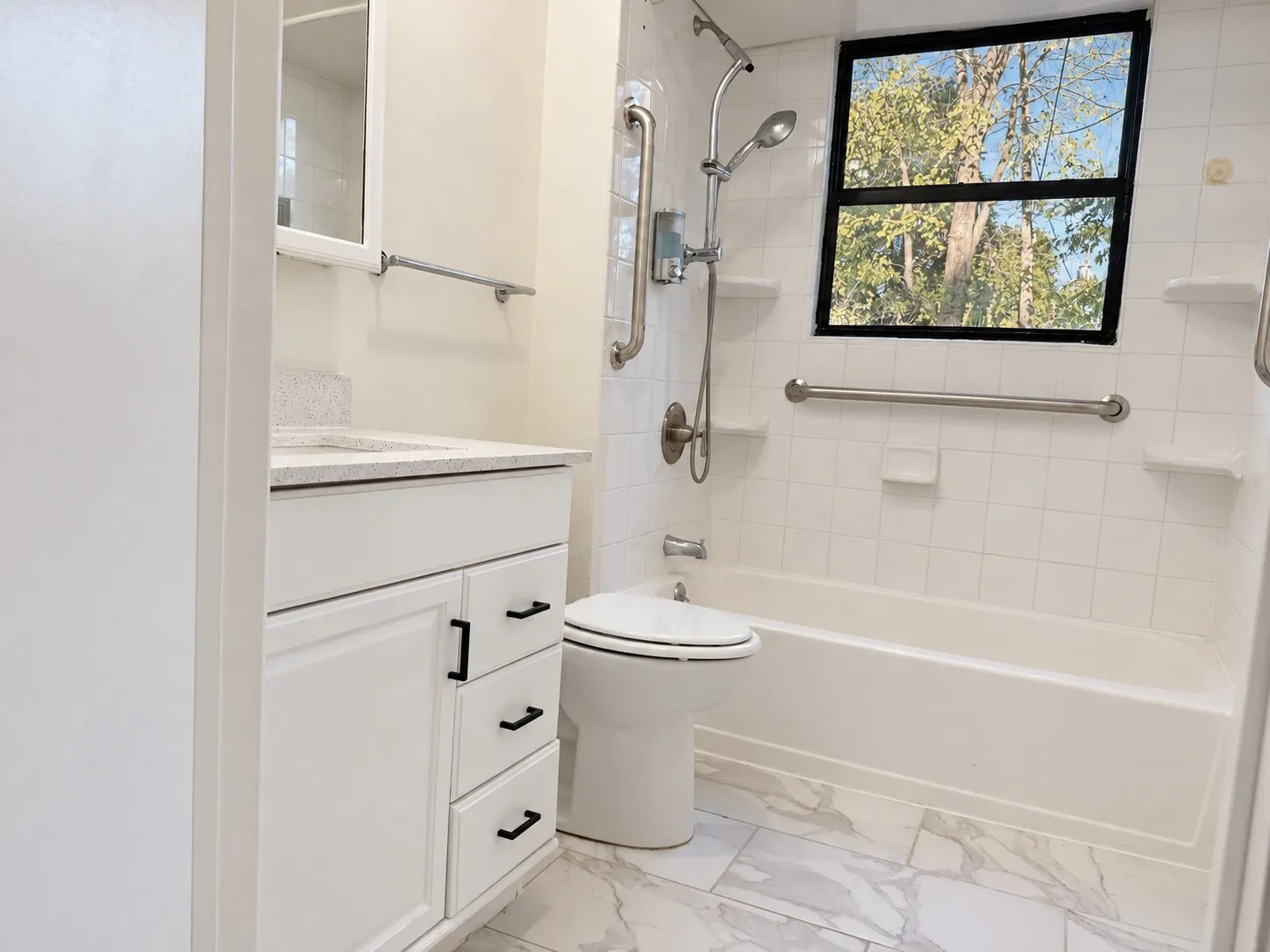 Single Family Residence For Rent in Dallas County , 10642 Galena Street, Dallas, Texas 75228, 4 Bedroom, 2 Bathroom, Garage spaces, 1,300 Sqft, built in 1952, mls#21389879, Real Estate Agent in Dallas, Homes For Rent in Dallas county, Homes For Rent in Dallas, Realtor in Dallas Texas, Real Estate Brokerage Independent Realty Texas, Luminita Cordes Realtor
