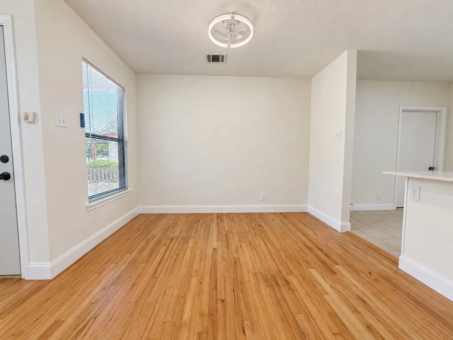 Single Family Residence For Rent in Dallas County , 10642 Galena Street, Dallas, Texas 75228, 4 Bedroom, 2 Bathroom, Garage spaces, 1,300 Sqft, built in 1952, mls#21389879, Real Estate Agent in Dallas, Homes For Rent in Dallas county, Homes For Rent in Dallas, Realtor in Dallas Texas, Real Estate Brokerage Independent Realty Texas, Luminita Cordes Realtor