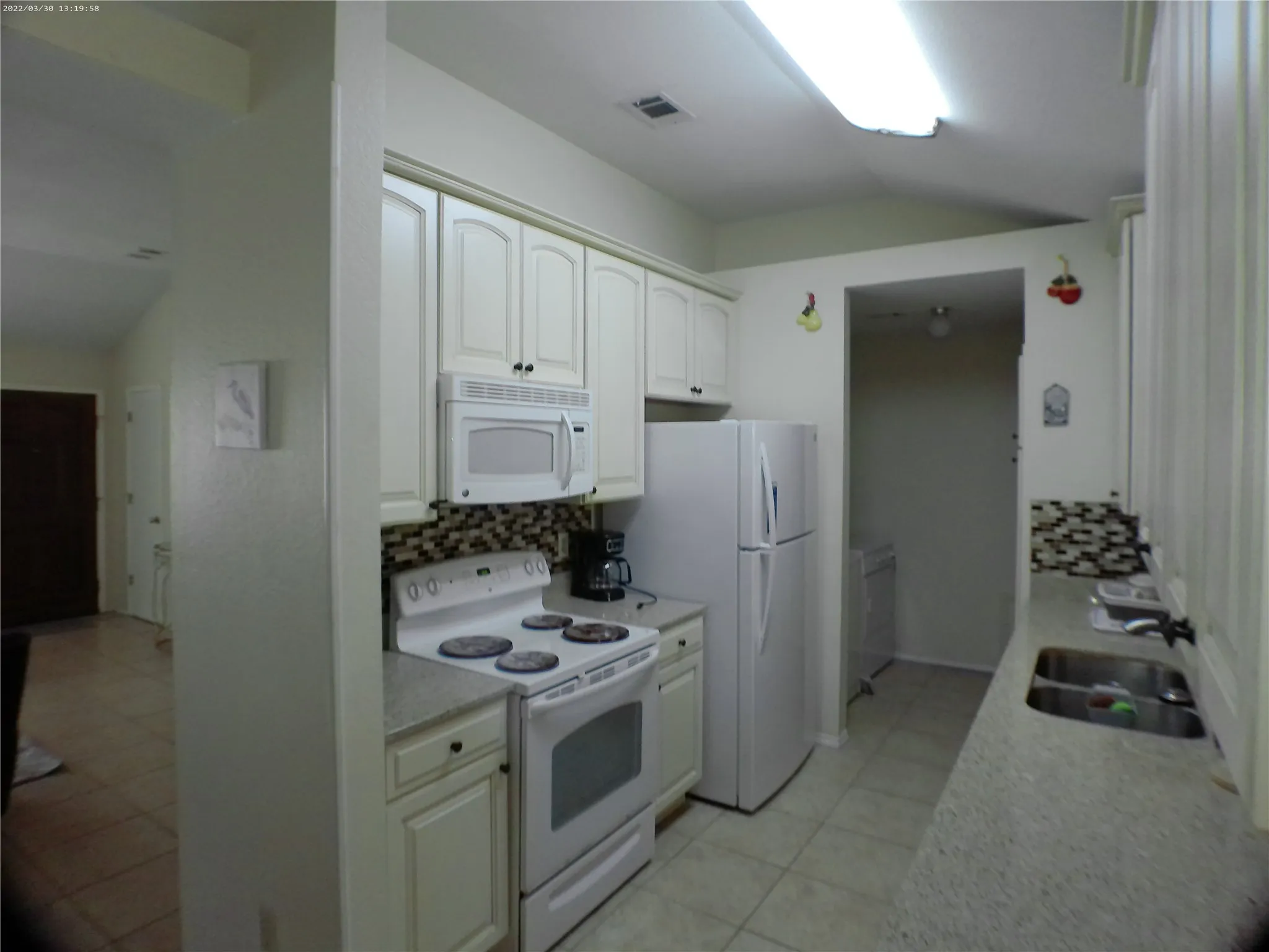 Single Family Residence For Rent in Dallas County , 11802 HICKORY GARDEN Drive, Balch Springs, Texas 75180, 3 Bedroom, 2 Bathroom, Garage spaces, 1,769 Sqft, built in 1986, mls#21389886, Real Estate Agent in Balch Springs, Homes For Rent in Dallas county, Homes For Rent in Balch Springs, Realtor in Balch Springs Texas, Real Estate Brokerage Independent Realty Texas, Luminita Cordes Realtor