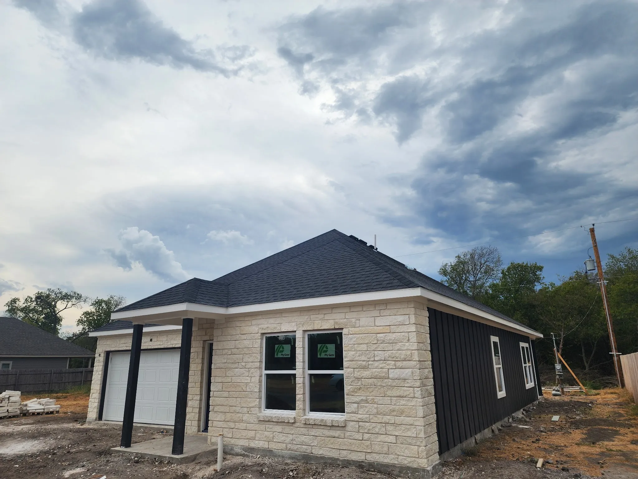 Single Family Residence For Sale in Tarrant County , 2516 Sheraton Drive, Fort Worth, Texas 76105, 3 Bedroom, 2 Bathroom, 2 Garage spaces, 1,533 Sqft, built in 2026, mls#21384398, Real Estate Agent in Fort Worth, Homes For Sale in Tarrant county, Homes For Sale in Fort Worth, Realtor in Fort Worth Texas, Real Estate Brokerage Independent Realty Texas, Luminita Cordes Realtor