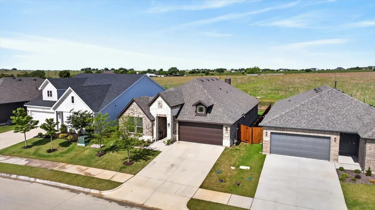 Single Family Residence For Sale in Johnson County , 653 Godley Ranch Road, Godley, Texas 76044, 4 Bedroom, 2 Bathroom, 2 Garage spaces, 2,103 Sqft, built in 2024, mls#21389188, Real Estate Agent in Godley, Homes For Sale in Johnson county, Homes For Sale in Godley, Realtor in Godley Texas, Real Estate Brokerage Independent Realty Texas, Luminita Cordes Realtor