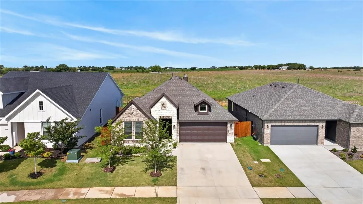 Single Family Residence For Sale in Johnson County , 653 Godley Ranch Road, Godley, Texas 76044, 4 Bedroom, 2 Bathroom, 2 Garage spaces, 2,103 Sqft, built in 2024, mls#21389188, Real Estate Agent in Godley, Homes For Sale in Johnson county, Homes For Sale in Godley, Realtor in Godley Texas, Real Estate Brokerage Independent Realty Texas, Luminita Cordes Realtor