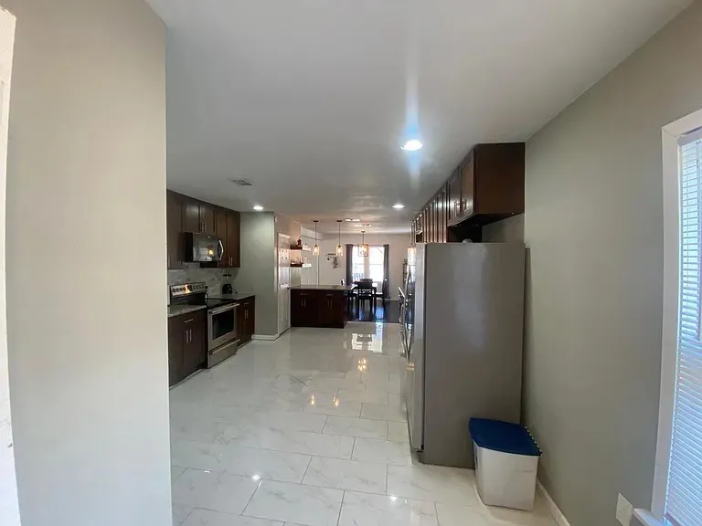 Single Family Residence For Sale in Tarrant County , 3223 Stanley Avenue, Fort Worth, Texas 76110, 2 Bedroom, 2 Bathroom, Garage spaces, 1,389 Sqft, built in 1928, mls#21388814, Real Estate Agent in Fort Worth, Homes For Sale in Tarrant county, Homes For Sale in Fort Worth, Realtor in Fort Worth Texas, Real Estate Brokerage Independent Realty Texas, Luminita Cordes Realtor