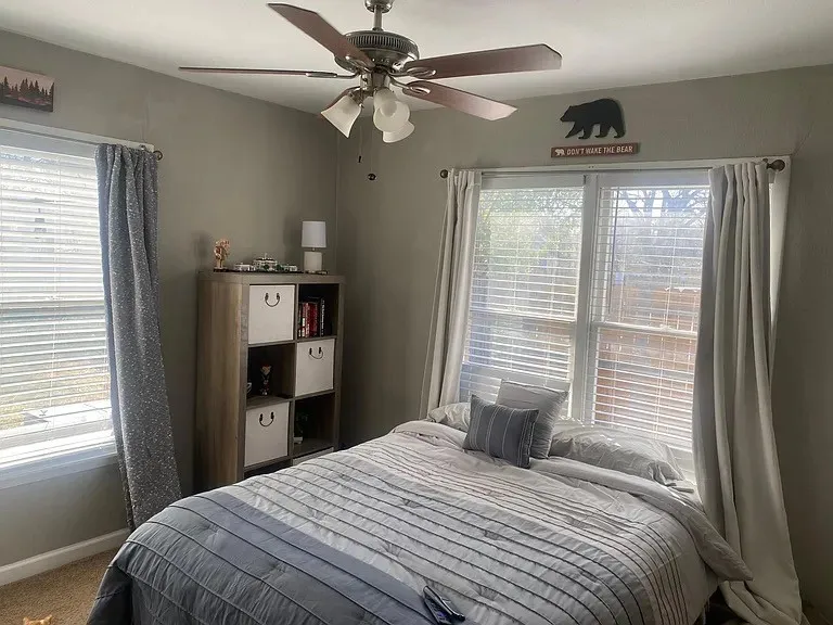 Single Family Residence For Sale in Tarrant County , 3223 Stanley Avenue, Fort Worth, Texas 76110, 2 Bedroom, 2 Bathroom, Garage spaces, 1,389 Sqft, built in 1928, mls#21388814, Real Estate Agent in Fort Worth, Homes For Sale in Tarrant county, Homes For Sale in Fort Worth, Realtor in Fort Worth Texas, Real Estate Brokerage Independent Realty Texas, Luminita Cordes Realtor