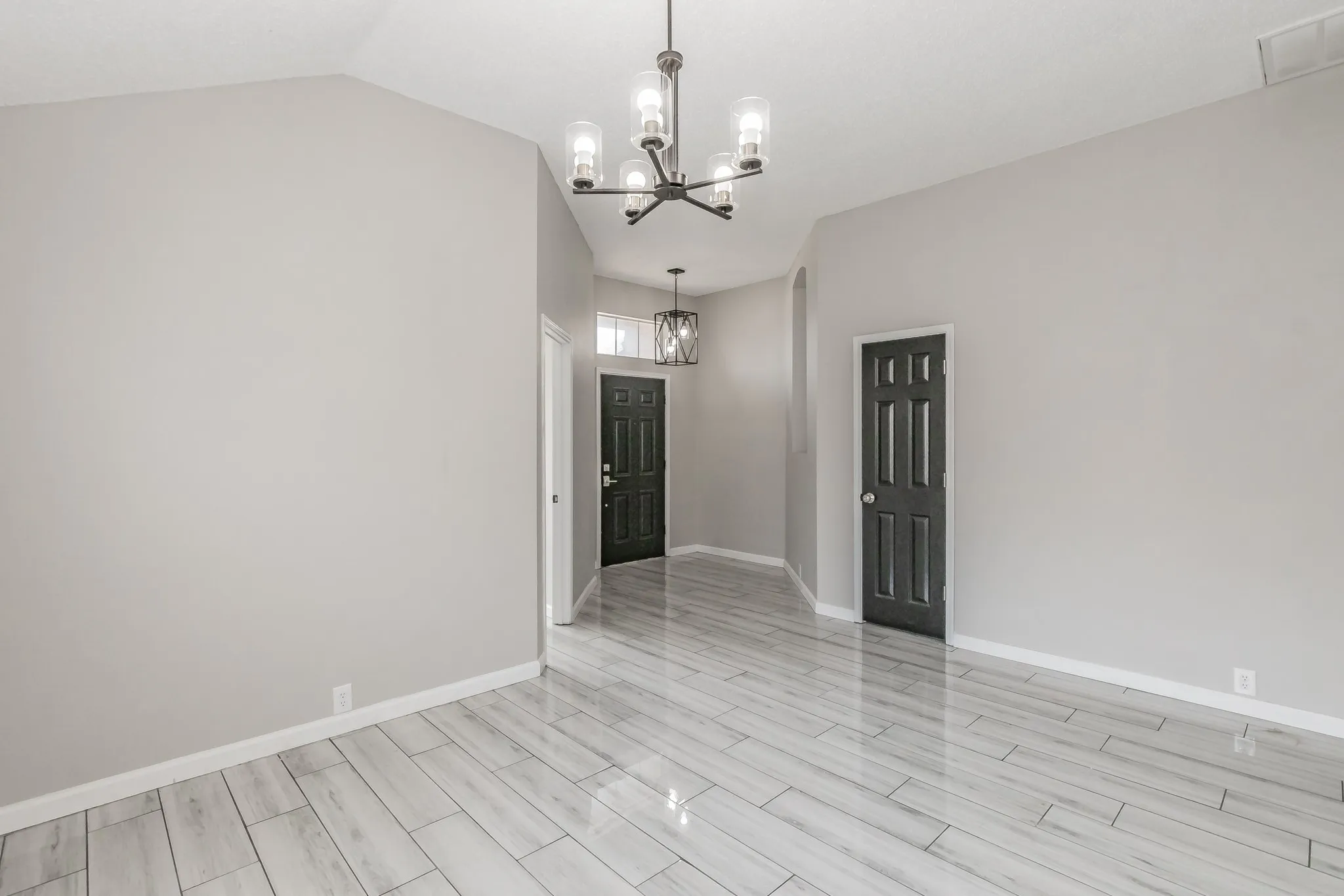 Single Family Residence For Rent in Tarrant County , 1211 Marshall Drive, Euless, Texas 76039, 4 Bedroom, 2 Bathroom, 2 Garage spaces, 1,857 Sqft, built in 1995, mls#21389900, Real Estate Agent in Euless, Homes For Rent in Tarrant county, Homes For Rent in Euless, Realtor in Euless Texas, Real Estate Brokerage Independent Realty Texas, Luminita Cordes Realtor