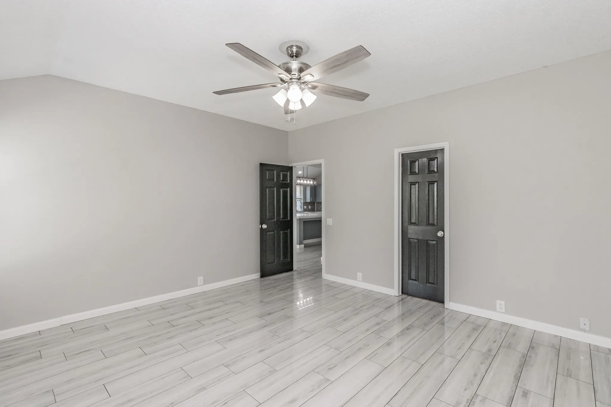 Single Family Residence For Rent in Tarrant County , 1211 Marshall Drive, Euless, Texas 76039, 4 Bedroom, 2 Bathroom, 2 Garage spaces, 1,857 Sqft, built in 1995, mls#21389900, Real Estate Agent in Euless, Homes For Rent in Tarrant county, Homes For Rent in Euless, Realtor in Euless Texas, Real Estate Brokerage Independent Realty Texas, Luminita Cordes Realtor