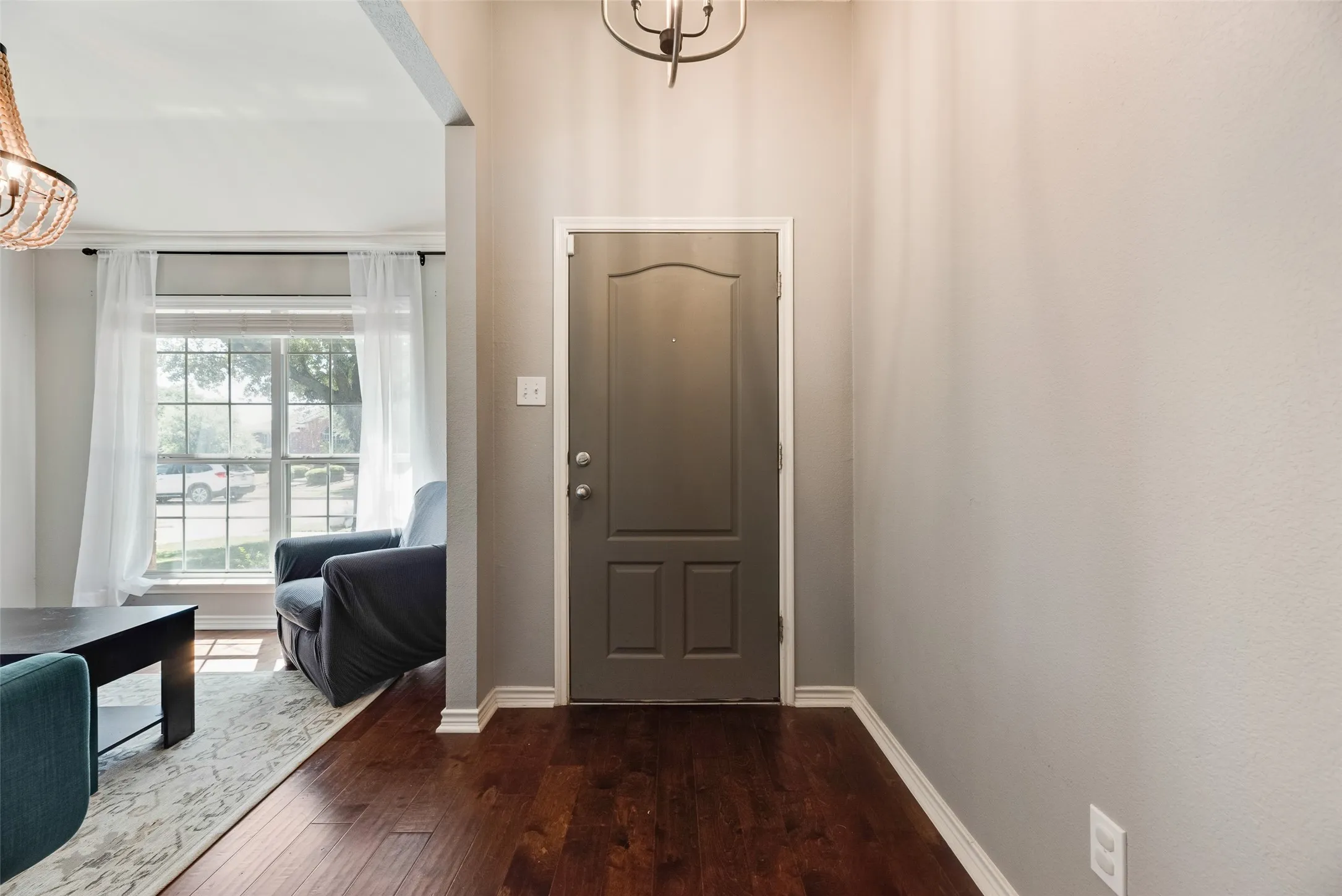 Single Family Residence For Sale in Collin County , 349 Apache Trail, Murphy, Texas 75094, 3 Bedroom, 2 Bathroom, 2 Garage spaces, 2,552 Sqft, built in 2006, mls#21389348, Real Estate Agent in Murphy, Homes For Sale in Collin county, Homes For Sale in Murphy, Realtor in Murphy Texas, Real Estate Brokerage Independent Realty Texas, Luminita Cordes Realtor