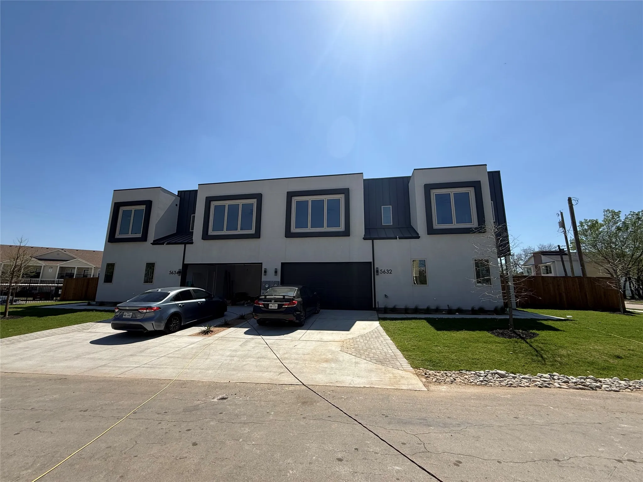 Both sides of the Duplex