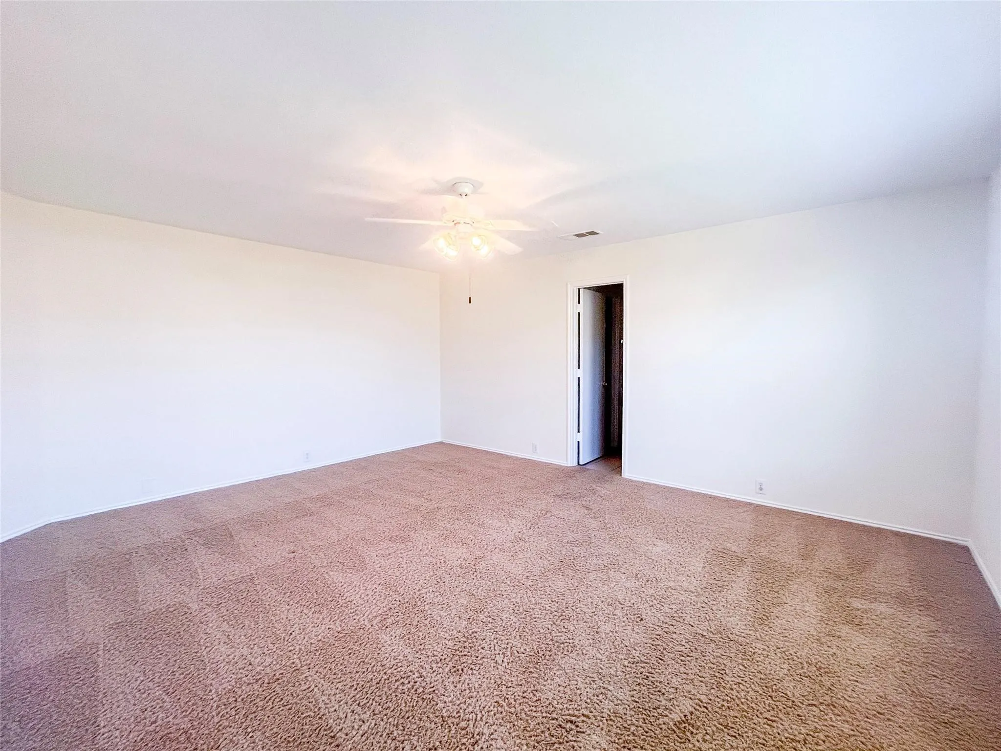 Single Family Residence For Rent in Denton County , 8929 Sagebrush Trail, Cross Roads, Texas 76227, 3 Bedroom, 2 Bathroom, 2 Garage spaces, 1,957 Sqft, built in 2004, mls#21389906, Real Estate Agent in Cross Roads, Homes For Rent in Denton county, Homes For Rent in Cross Roads, Realtor in Cross Roads Texas, Real Estate Brokerage Independent Realty Texas, Luminita Cordes Realtor