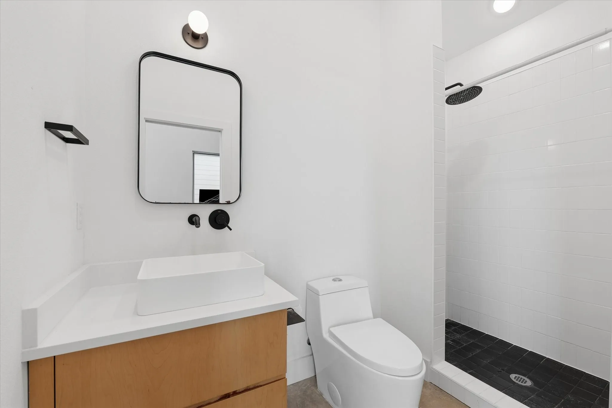 Single Family Residence For Sale in Mc Lennan County , 3520 S 4TH, Waco, Texas 76706, 3 Bedroom, 2 Bathroom, Garage spaces, 1,381 Sqft, built in 2023, mls#21389909, Real Estate Agent in Waco, Homes For Sale in Mc Lennan county, Homes For Sale in Waco, Realtor in Waco Texas, Real Estate Brokerage Independent Realty Texas, Luminita Cordes Realtor