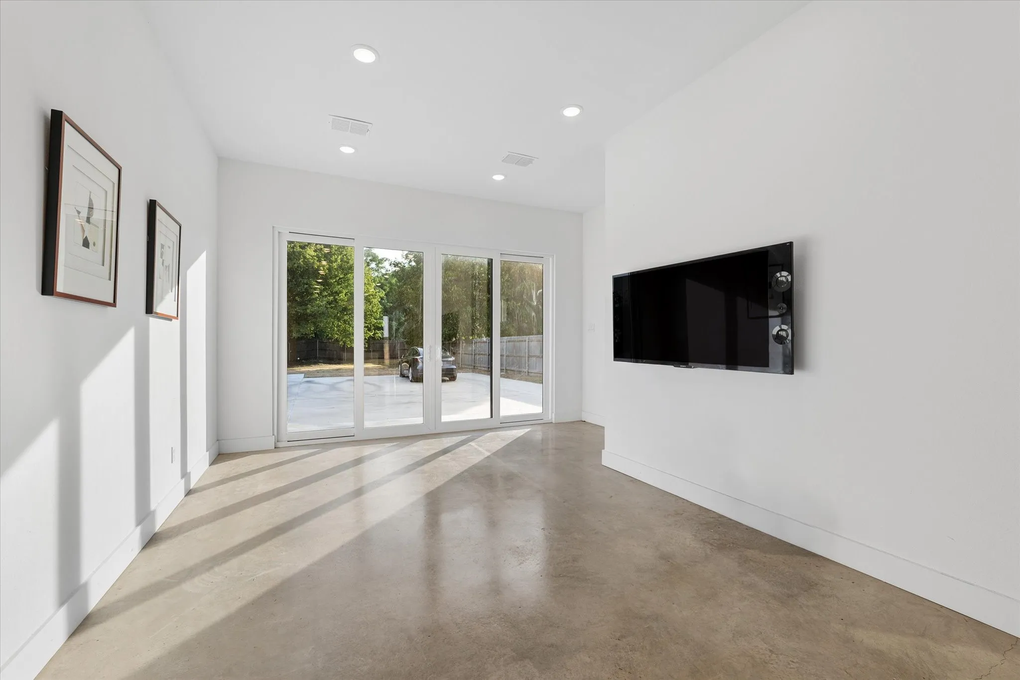 Single Family Residence For Sale in Mc Lennan County , 3520 S 4TH, Waco, Texas 76706, 3 Bedroom, 2 Bathroom, Garage spaces, 1,381 Sqft, built in 2023, mls#21389909, Real Estate Agent in Waco, Homes For Sale in Mc Lennan county, Homes For Sale in Waco, Realtor in Waco Texas, Real Estate Brokerage Independent Realty Texas, Luminita Cordes Realtor