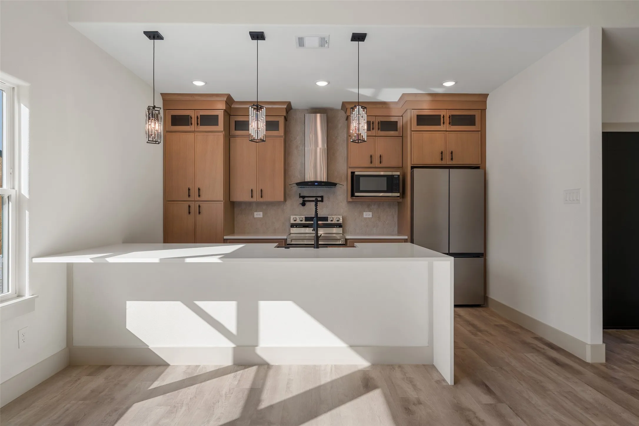 Single Family Residence For Sale in Hood County , 5614 San Jacinto Drive, Granbury, Texas 76048, 3 Bedroom, 2 Bathroom, 2 Garage spaces, 1,300 Sqft, built in 2026, mls#21389822, Real Estate Agent in Granbury, Homes For Sale in Hood county, Homes For Sale in Granbury, Realtor in Granbury Texas, Real Estate Brokerage Independent Realty Texas, Luminita Cordes Realtor
