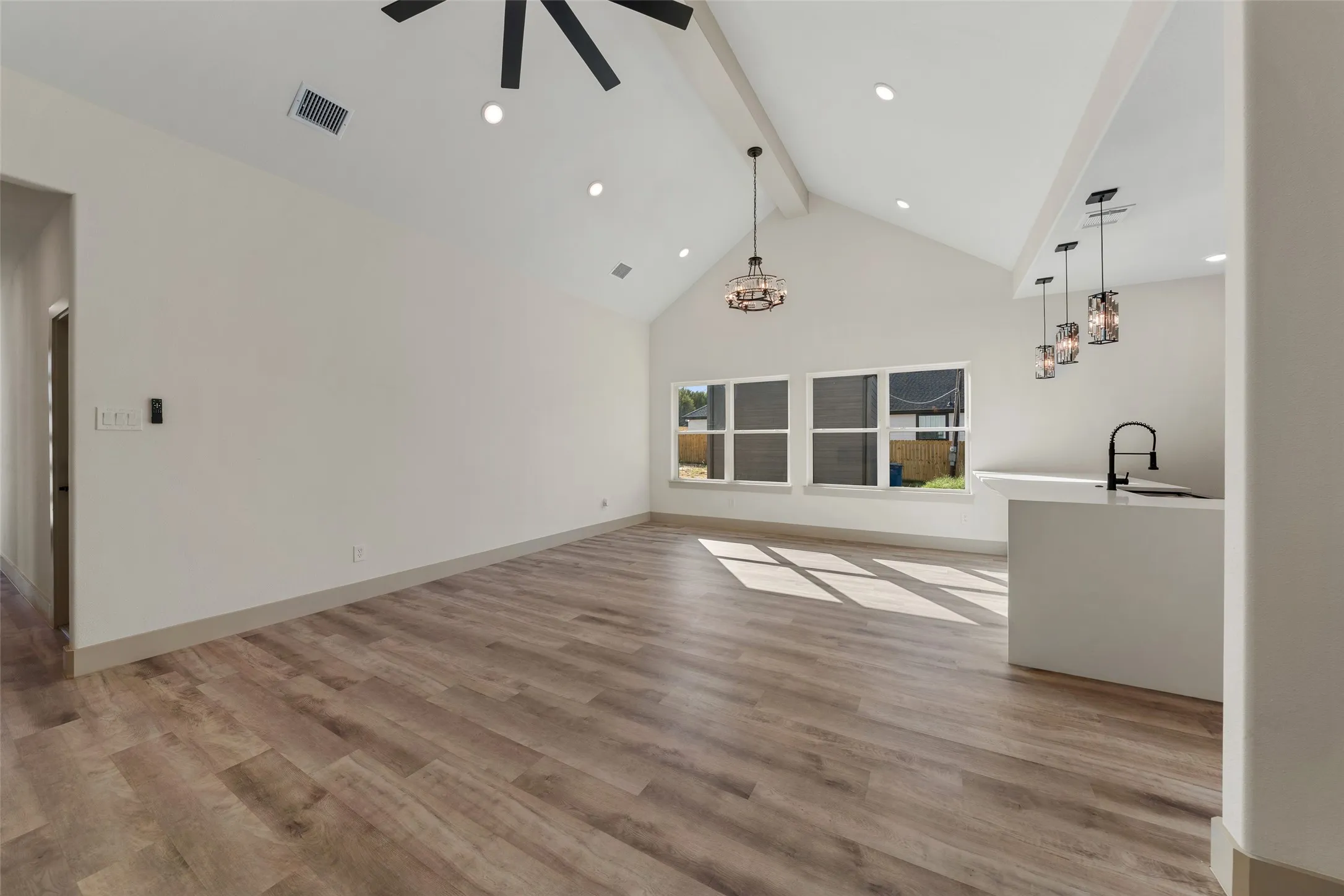 Single Family Residence For Sale in Hood County , 5614 San Jacinto Drive, Granbury, Texas 76048, 3 Bedroom, 2 Bathroom, 2 Garage spaces, 1,300 Sqft, built in 2026, mls#21389822, Real Estate Agent in Granbury, Homes For Sale in Hood county, Homes For Sale in Granbury, Realtor in Granbury Texas, Real Estate Brokerage Independent Realty Texas, Luminita Cordes Realtor