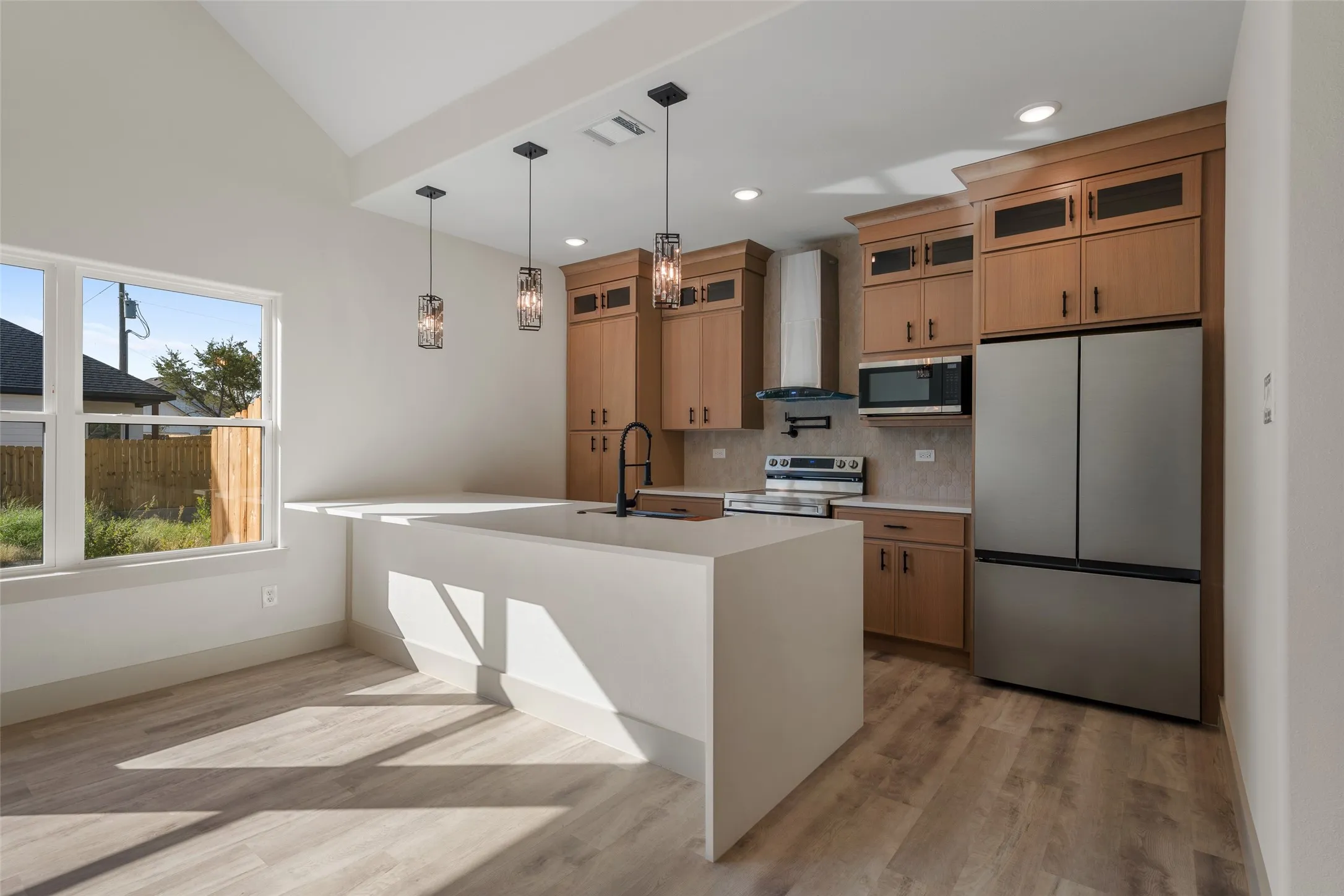 Single Family Residence For Sale in Hood County , 5614 San Jacinto Drive, Granbury, Texas 76048, 3 Bedroom, 2 Bathroom, 2 Garage spaces, 1,300 Sqft, built in 2026, mls#21389822, Real Estate Agent in Granbury, Homes For Sale in Hood county, Homes For Sale in Granbury, Realtor in Granbury Texas, Real Estate Brokerage Independent Realty Texas, Luminita Cordes Realtor