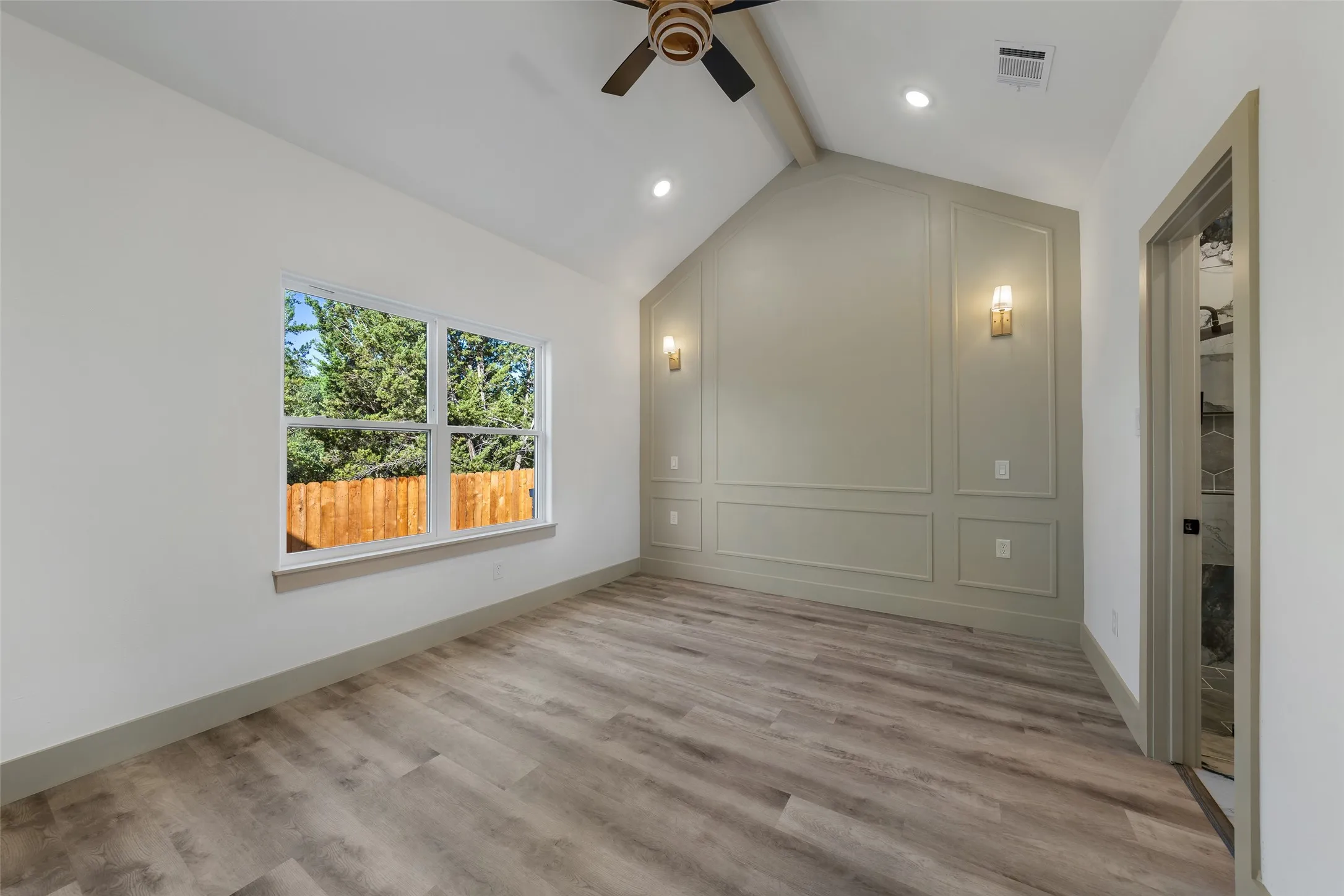 Single Family Residence For Sale in Hood County , 5614 San Jacinto Drive, Granbury, Texas 76048, 3 Bedroom, 2 Bathroom, 2 Garage spaces, 1,300 Sqft, built in 2026, mls#21389822, Real Estate Agent in Granbury, Homes For Sale in Hood county, Homes For Sale in Granbury, Realtor in Granbury Texas, Real Estate Brokerage Independent Realty Texas, Luminita Cordes Realtor