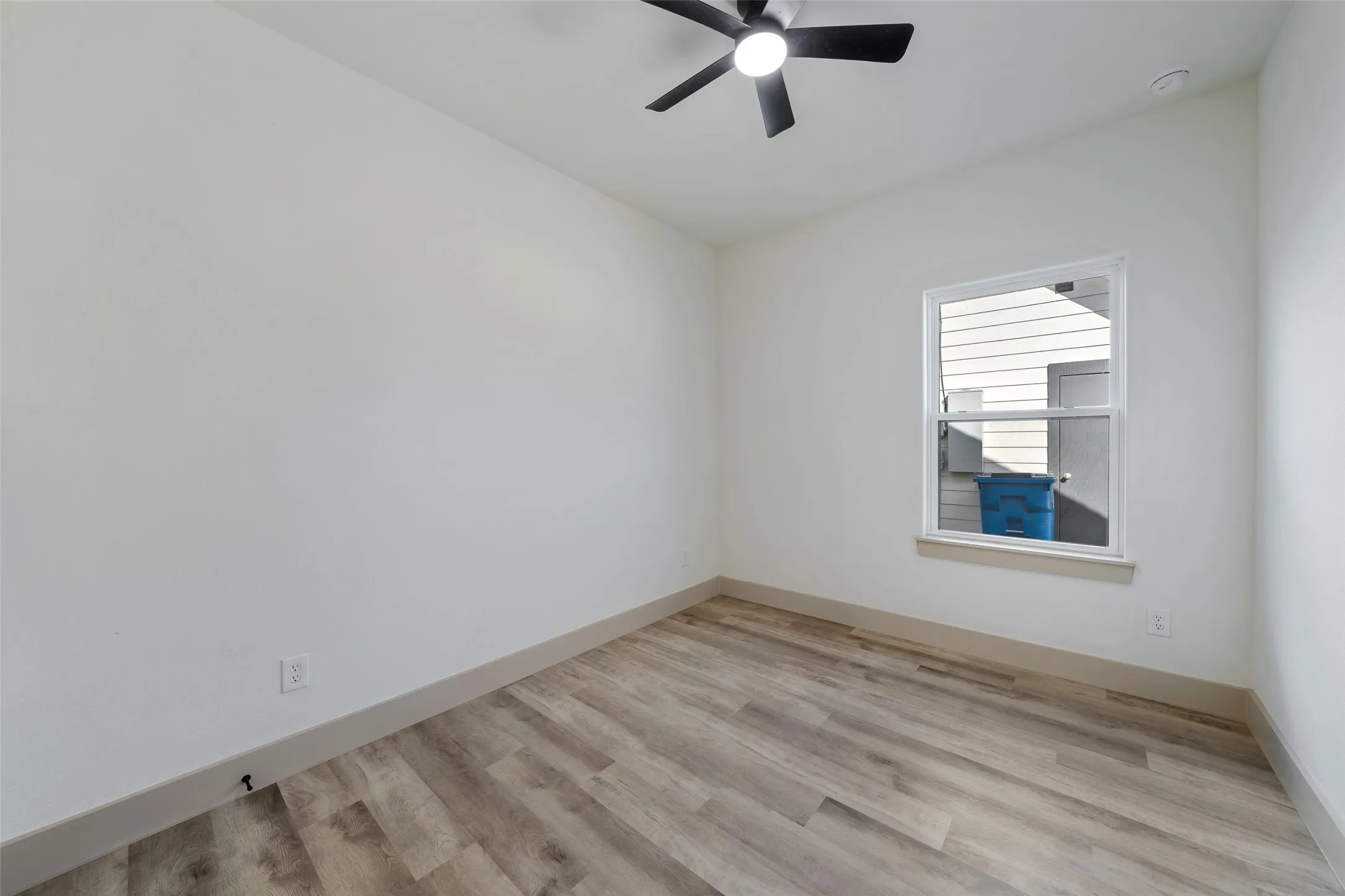 Single Family Residence For Sale in Hood County , 5614 San Jacinto Drive, Granbury, Texas 76048, 3 Bedroom, 2 Bathroom, 2 Garage spaces, 1,300 Sqft, built in 2026, mls#21389822, Real Estate Agent in Granbury, Homes For Sale in Hood county, Homes For Sale in Granbury, Realtor in Granbury Texas, Real Estate Brokerage Independent Realty Texas, Luminita Cordes Realtor