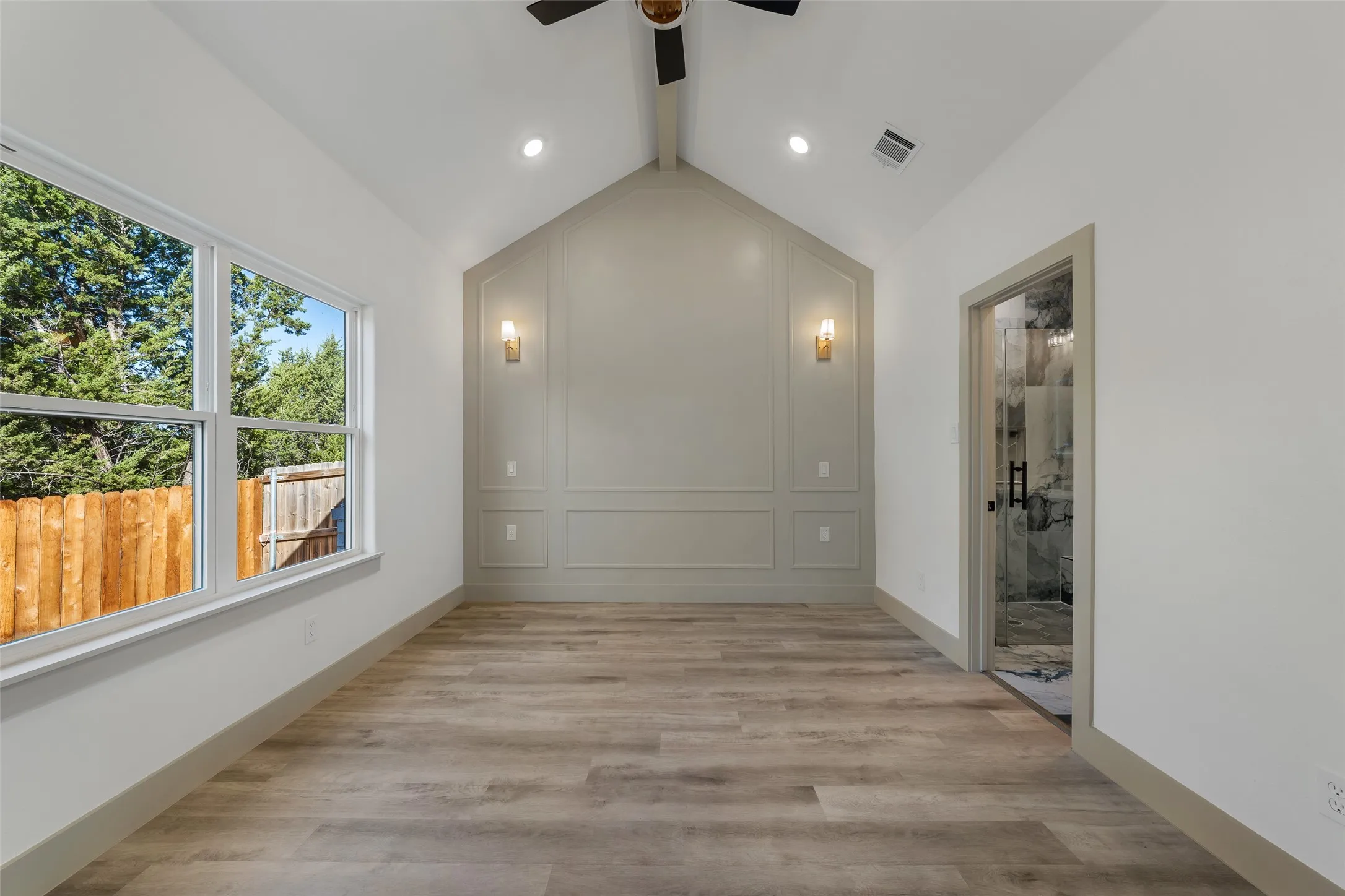 Single Family Residence For Sale in Hood County , 5614 San Jacinto Drive, Granbury, Texas 76048, 3 Bedroom, 2 Bathroom, 2 Garage spaces, 1,300 Sqft, built in 2026, mls#21389822, Real Estate Agent in Granbury, Homes For Sale in Hood county, Homes For Sale in Granbury, Realtor in Granbury Texas, Real Estate Brokerage Independent Realty Texas, Luminita Cordes Realtor